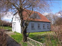 Kirkebakken 11, Dalbyneder