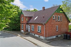 Kirkegade 8