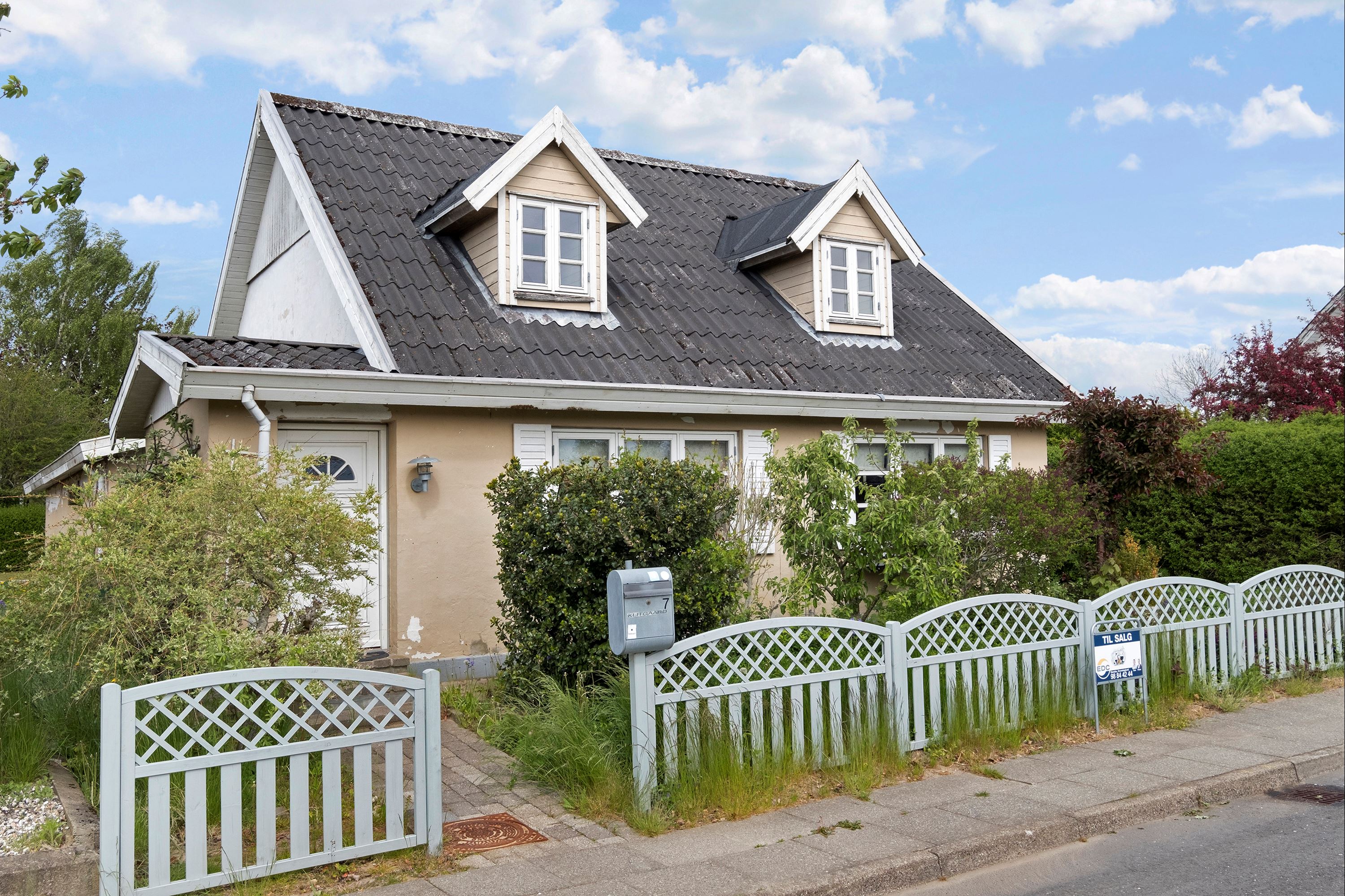 Villa på Toftelundsgade 7 9320 Hjallerup.