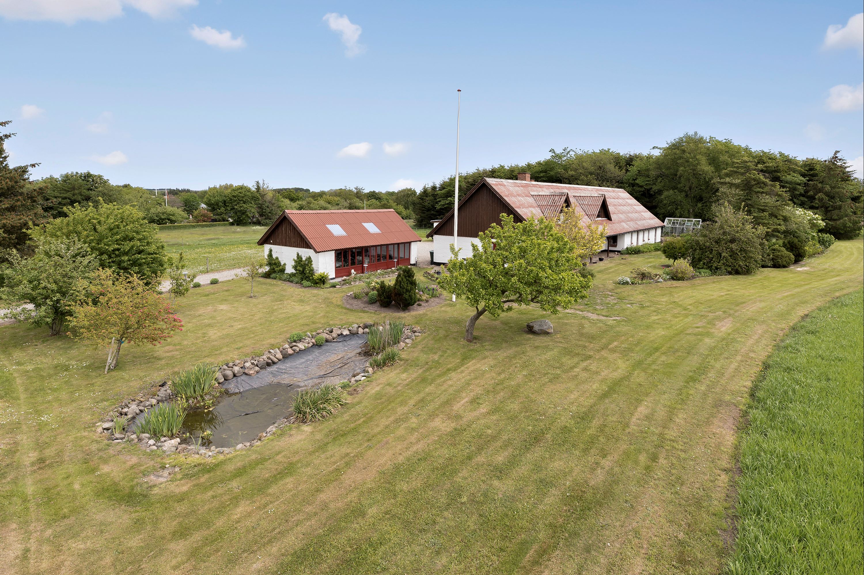 Landejendom på Trekronervejen 357 9690 Fjerritslev.