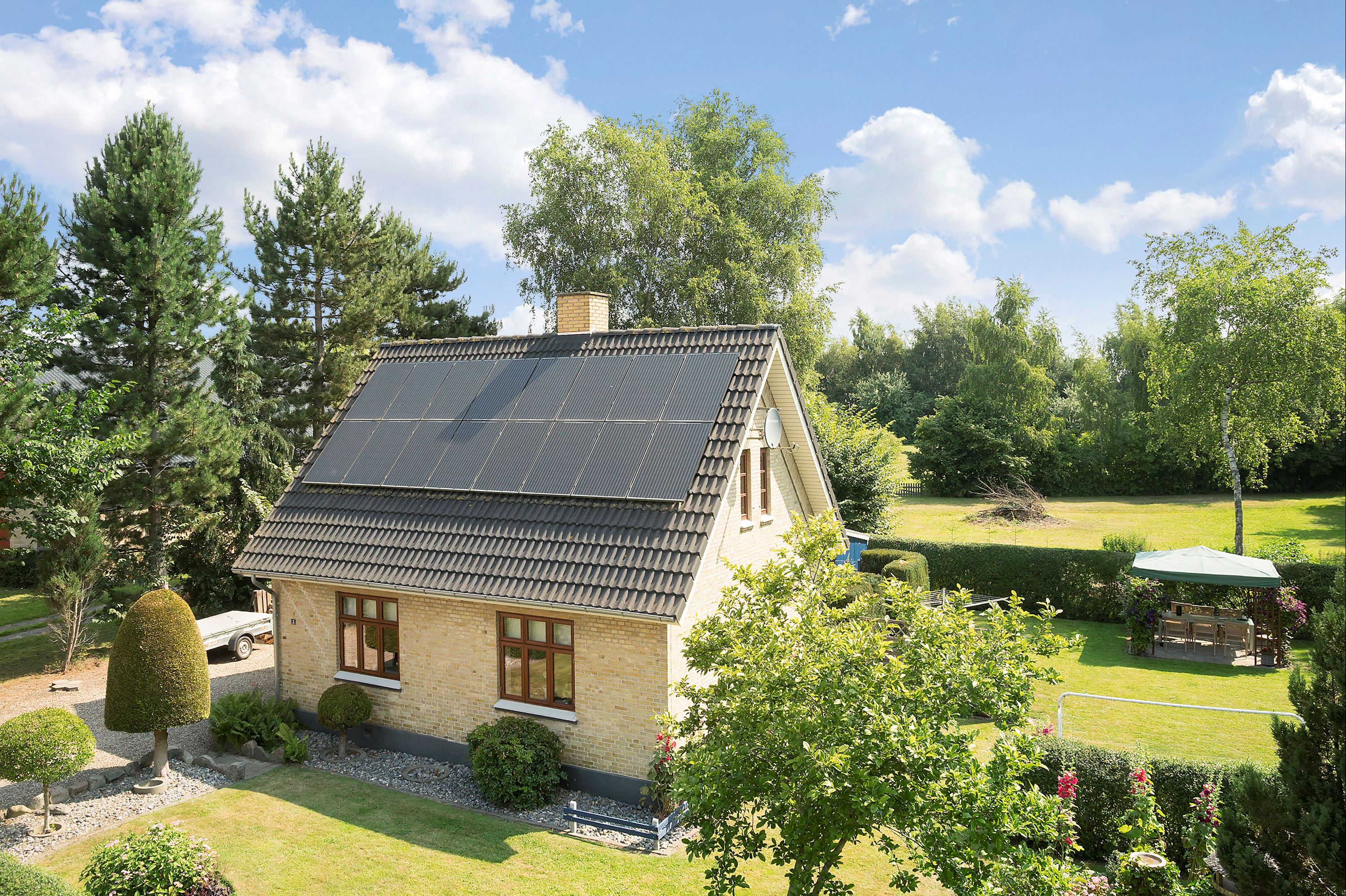 Villa på Allestedgårdsvej 3 5672 Broby.