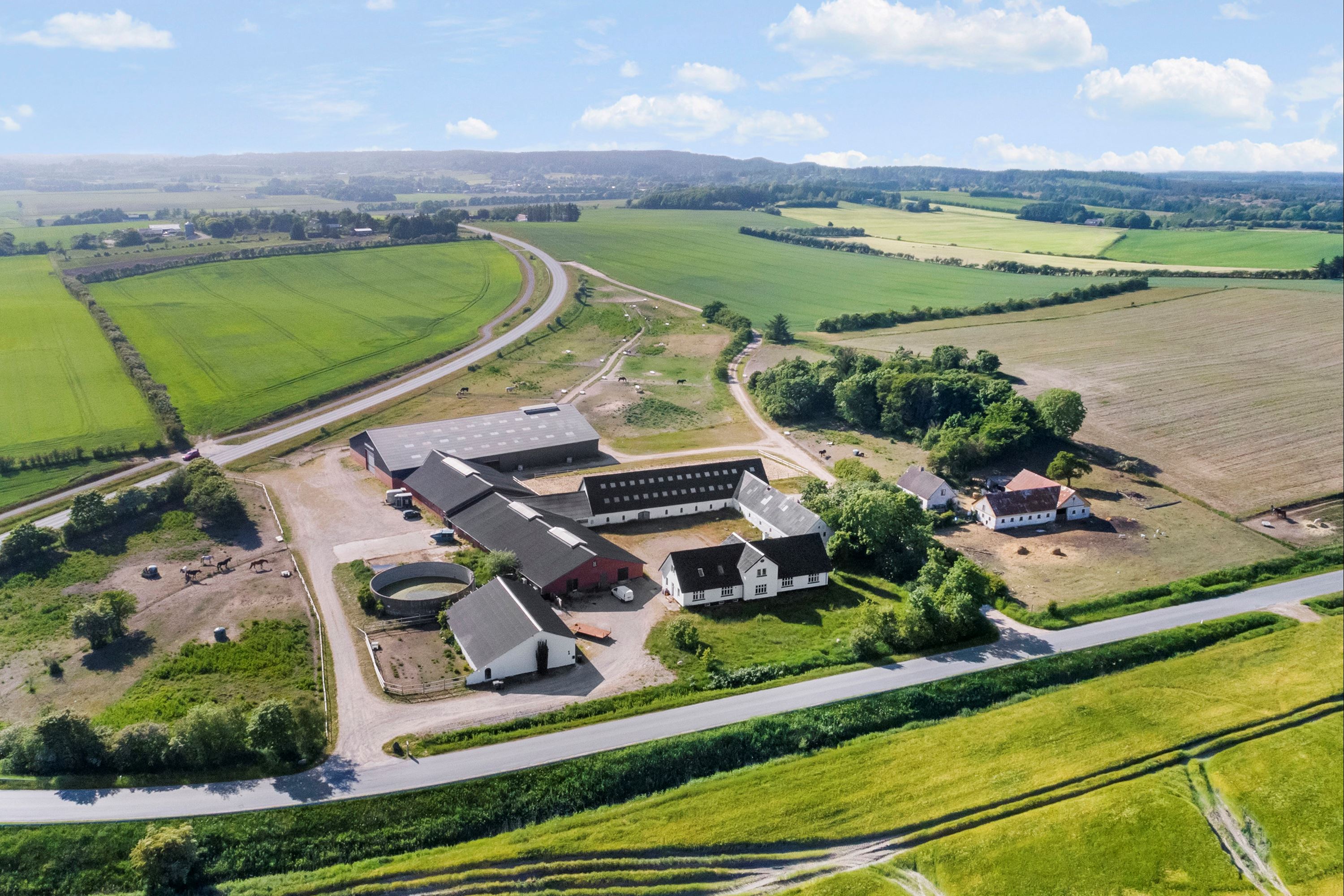 Landejendom på Bratbjerg 1 9460 Brovst.
