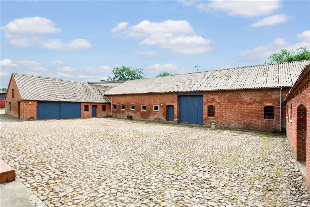 Landejendom til salg 122, Dommerby