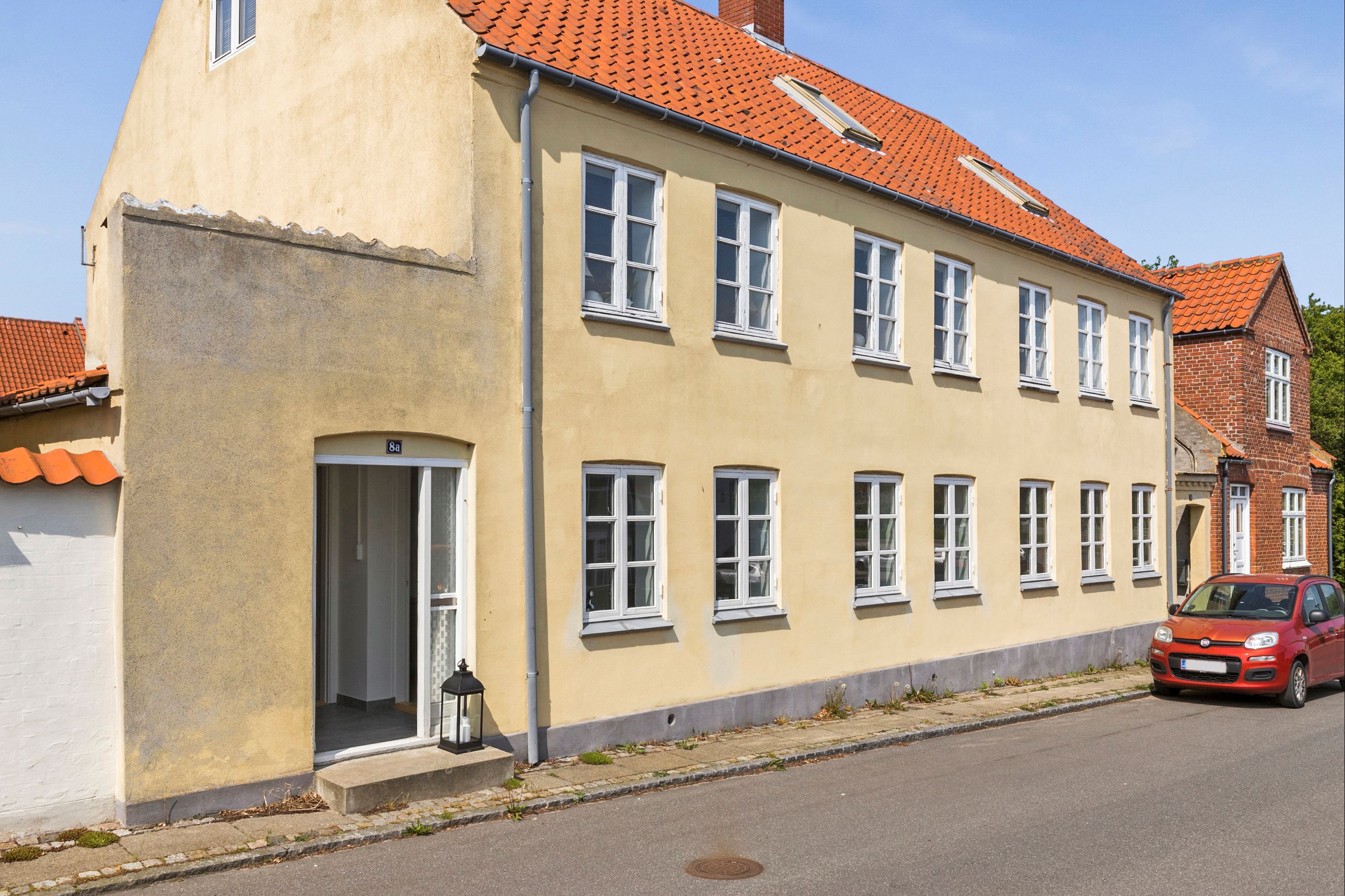 Ejerlejlighed på Kirkegårdsvej 8A 8400 Ebeltoft.