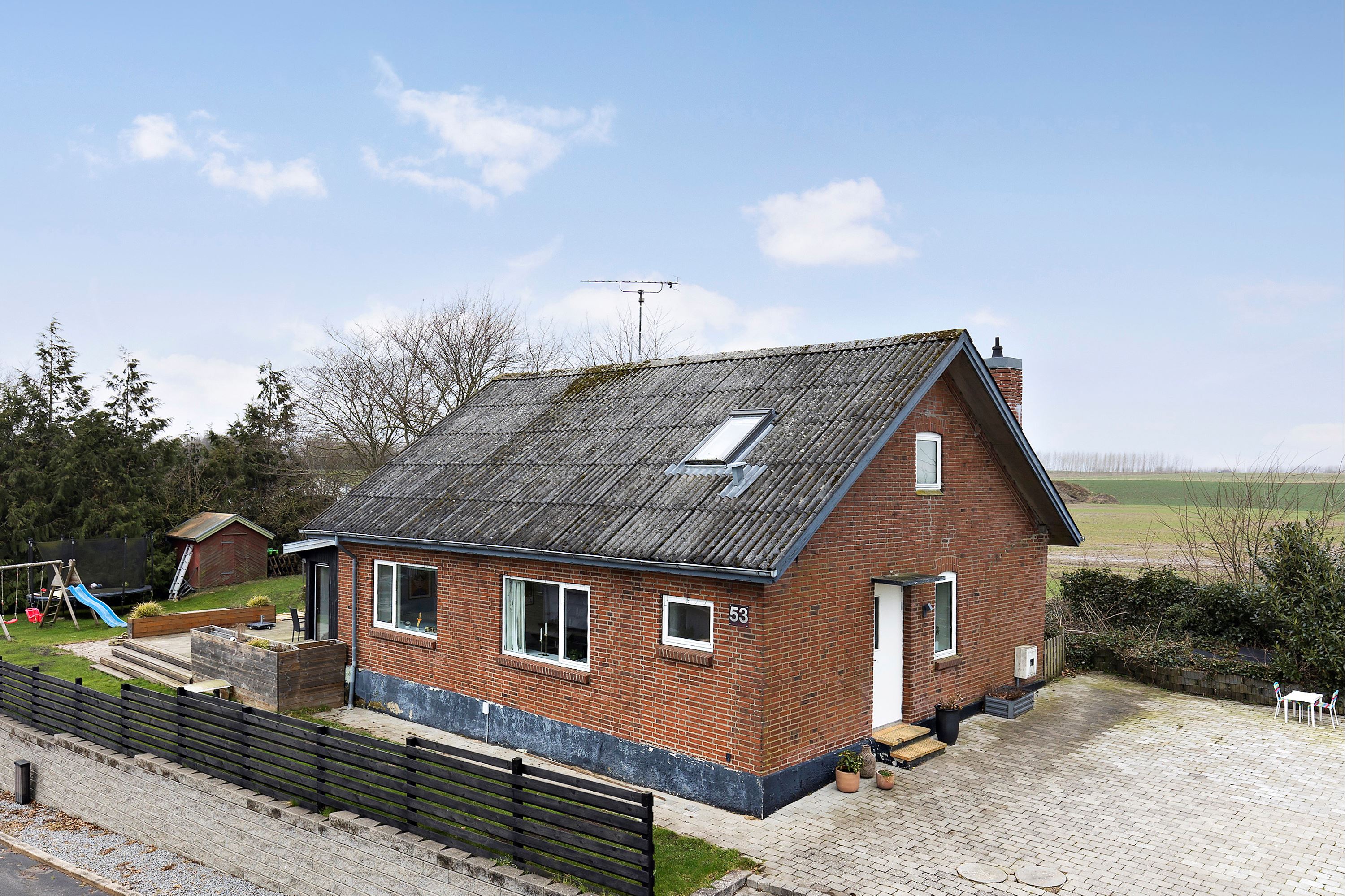 Casa, 122 m², terreno 601 m²