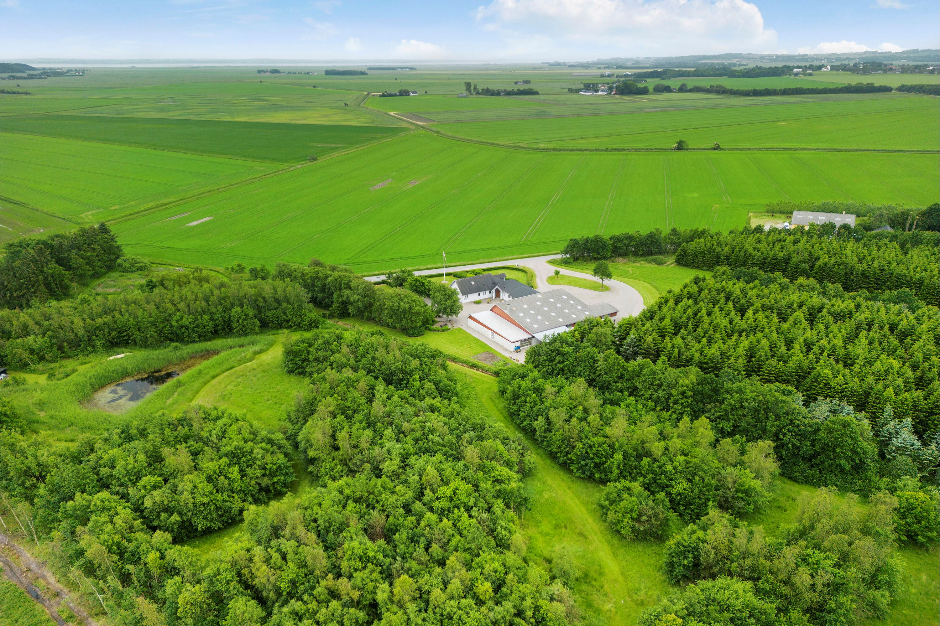 Landejendom på Jægerumvej 13 9460 Brovst.