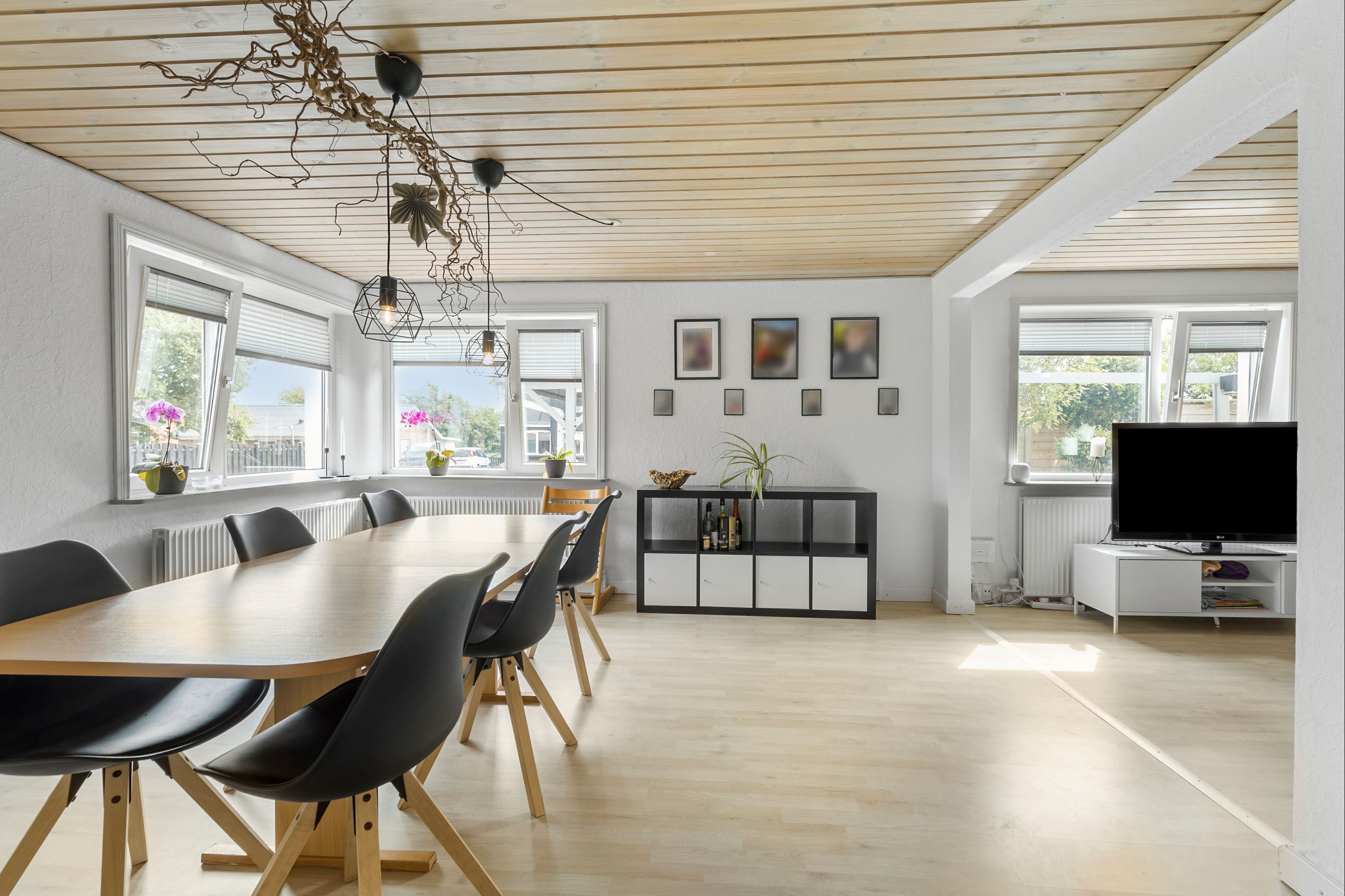 Ház, 99 m², telek 326 m²