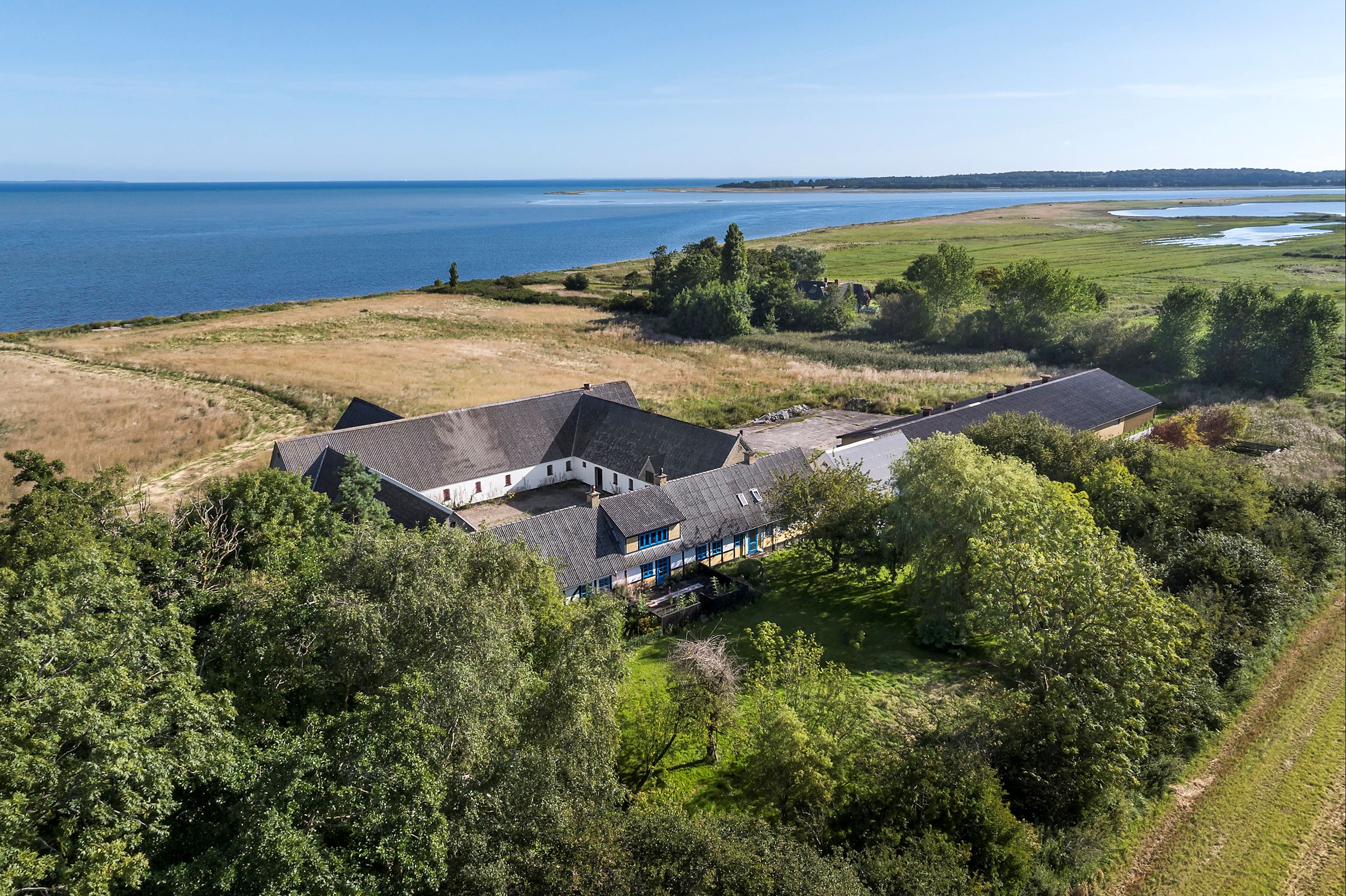 Landejendom på Halsvej 56 5400 Bogense.