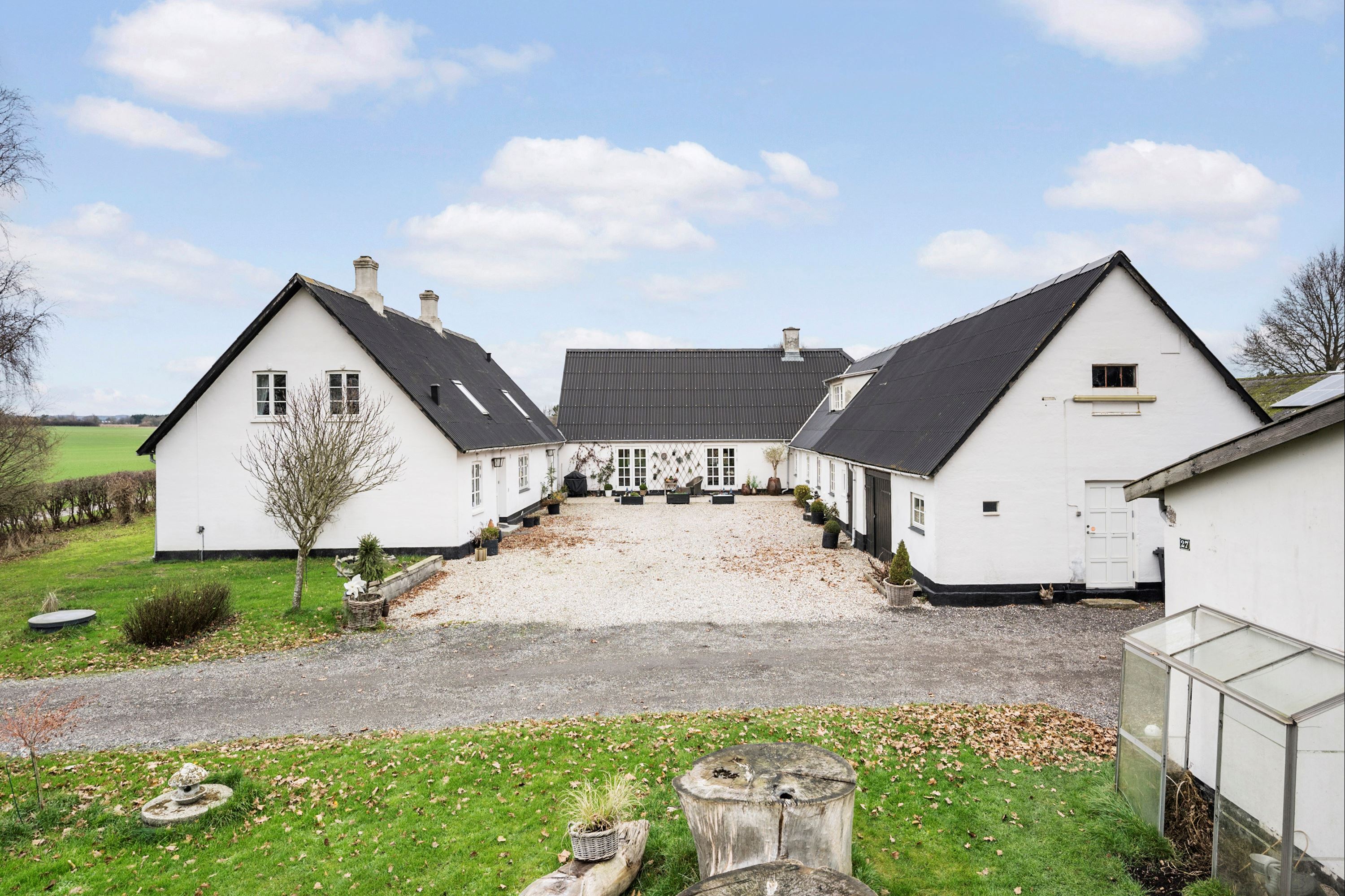 Landejendom på Skov-Torupvej 27 4683 Rønnede.