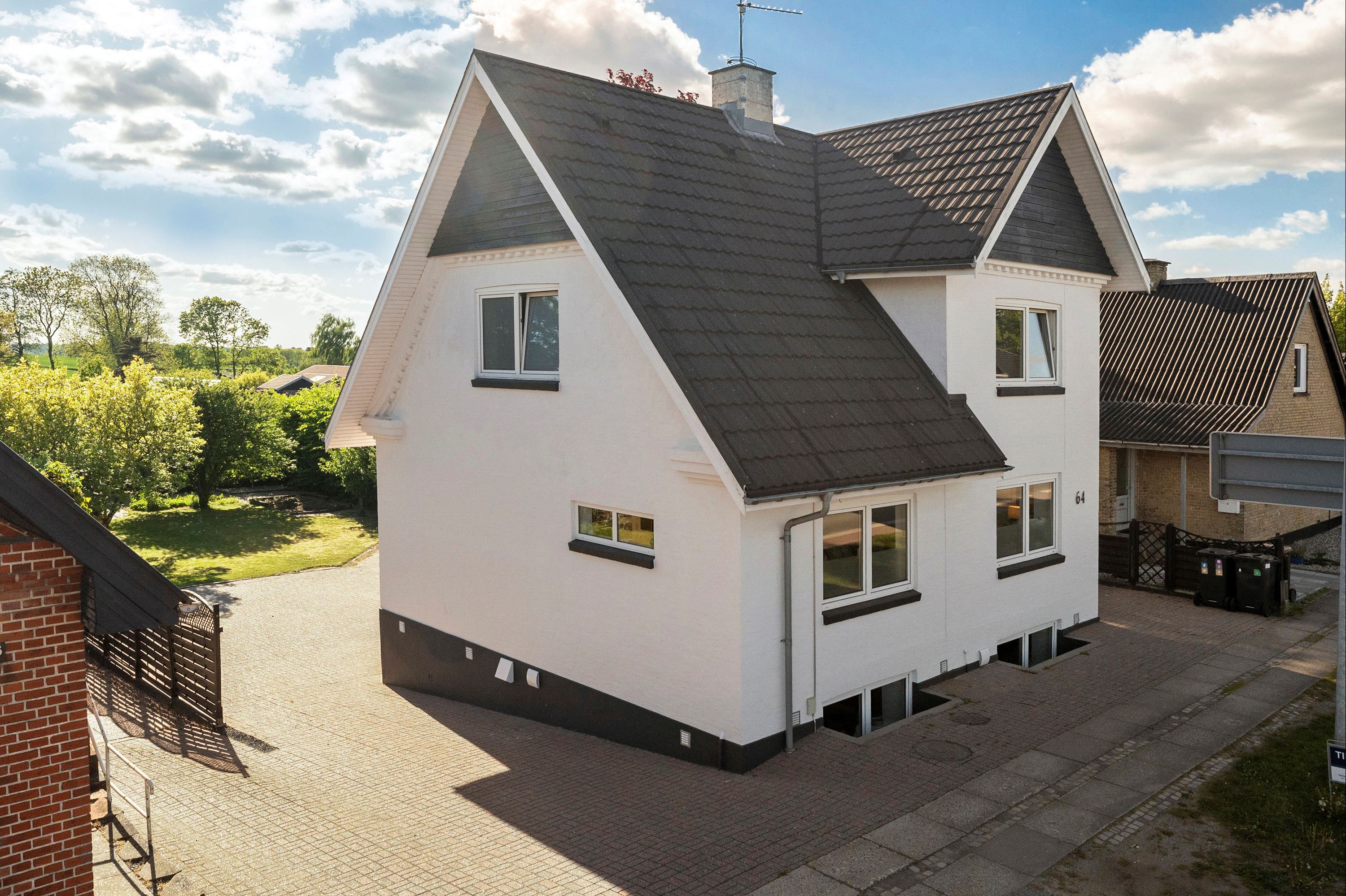 Villa på Randersvej 64 9500 Hobro.