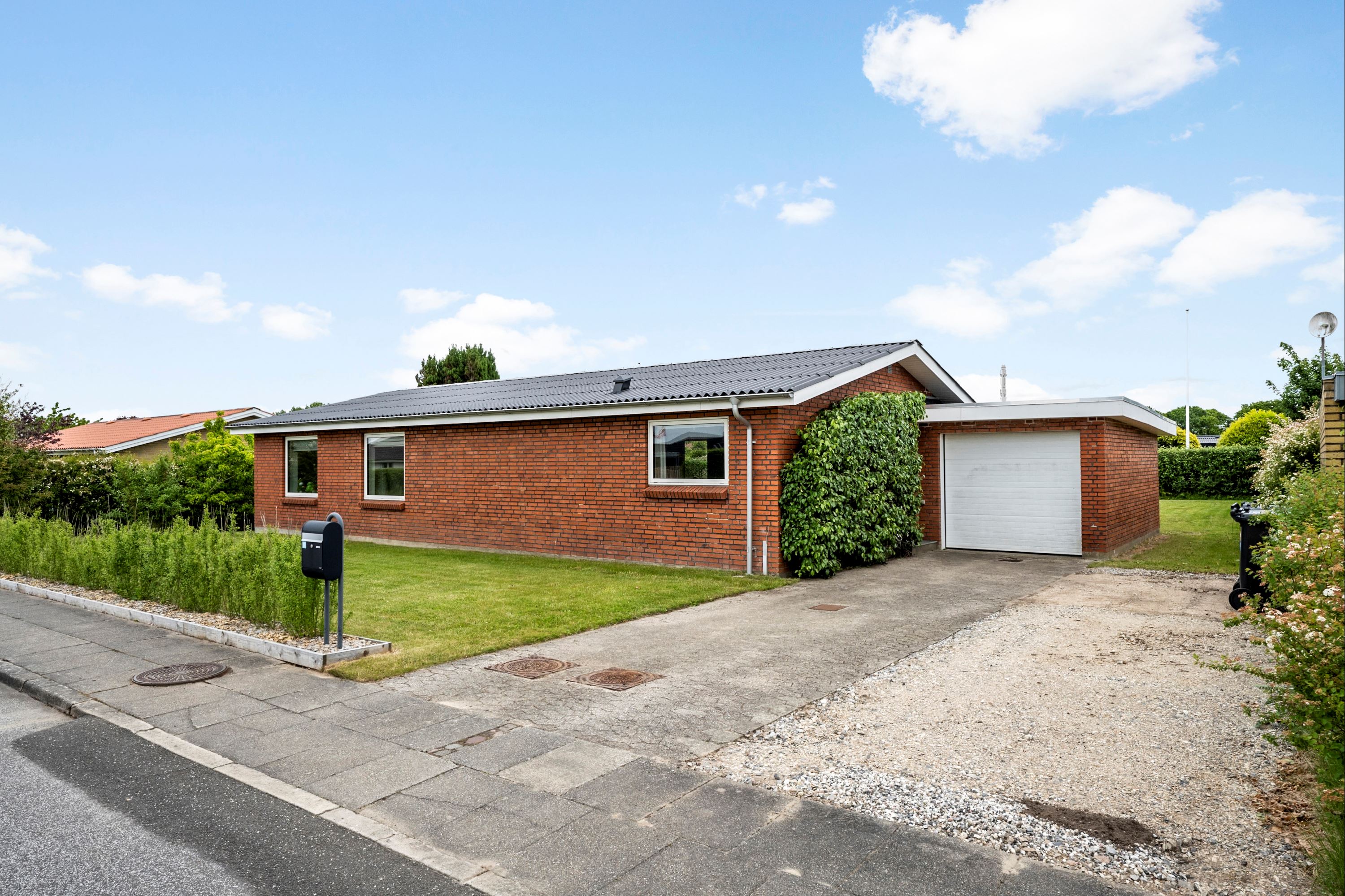 Hus, 121 m², grund 780 m²
