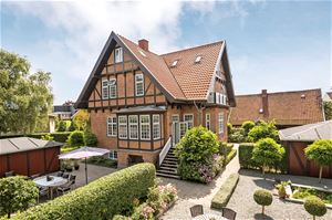 Holmegårdsvej 6