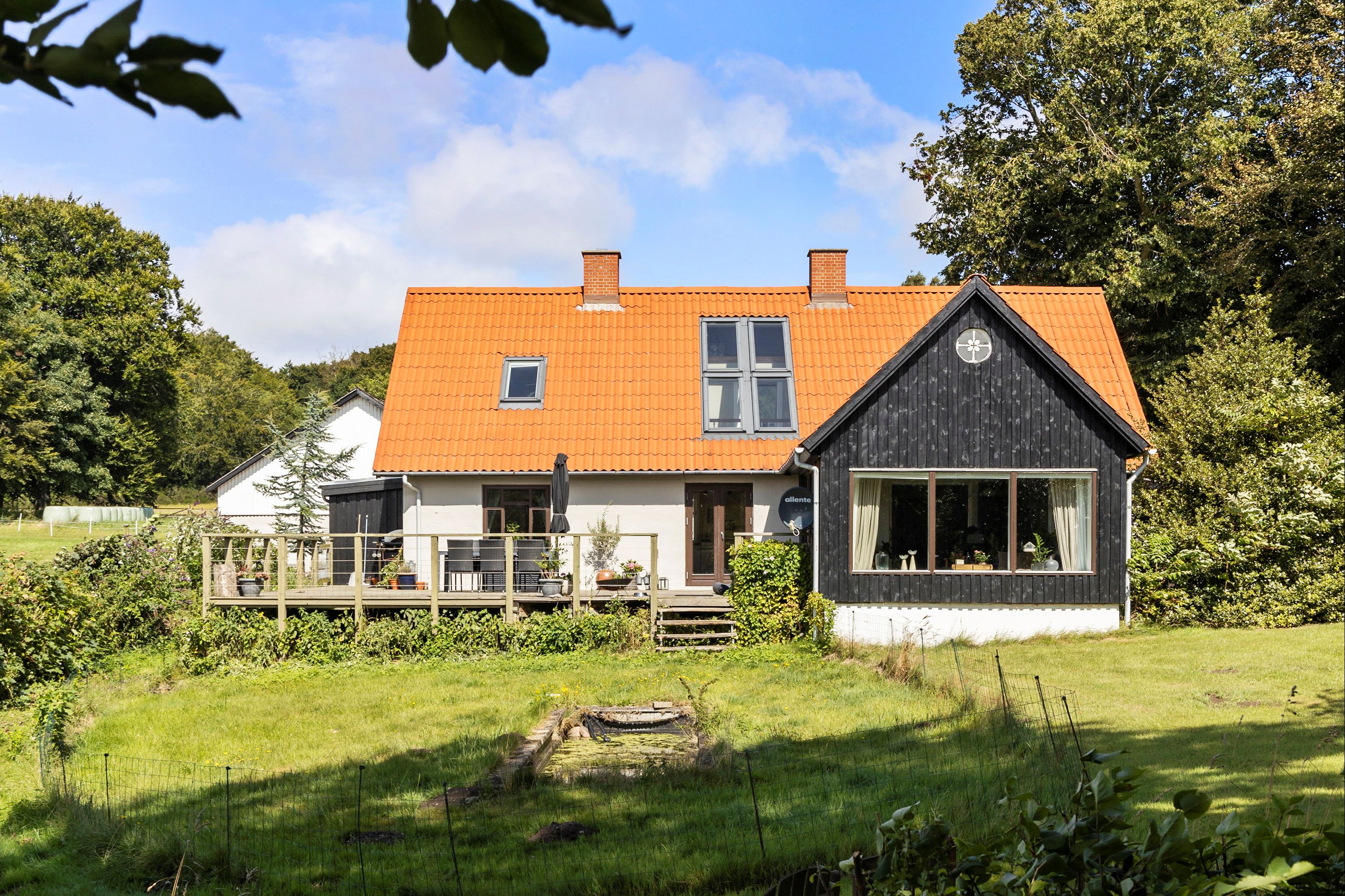 Landejendom på Holt Markvej 18A 9300 Sæby.