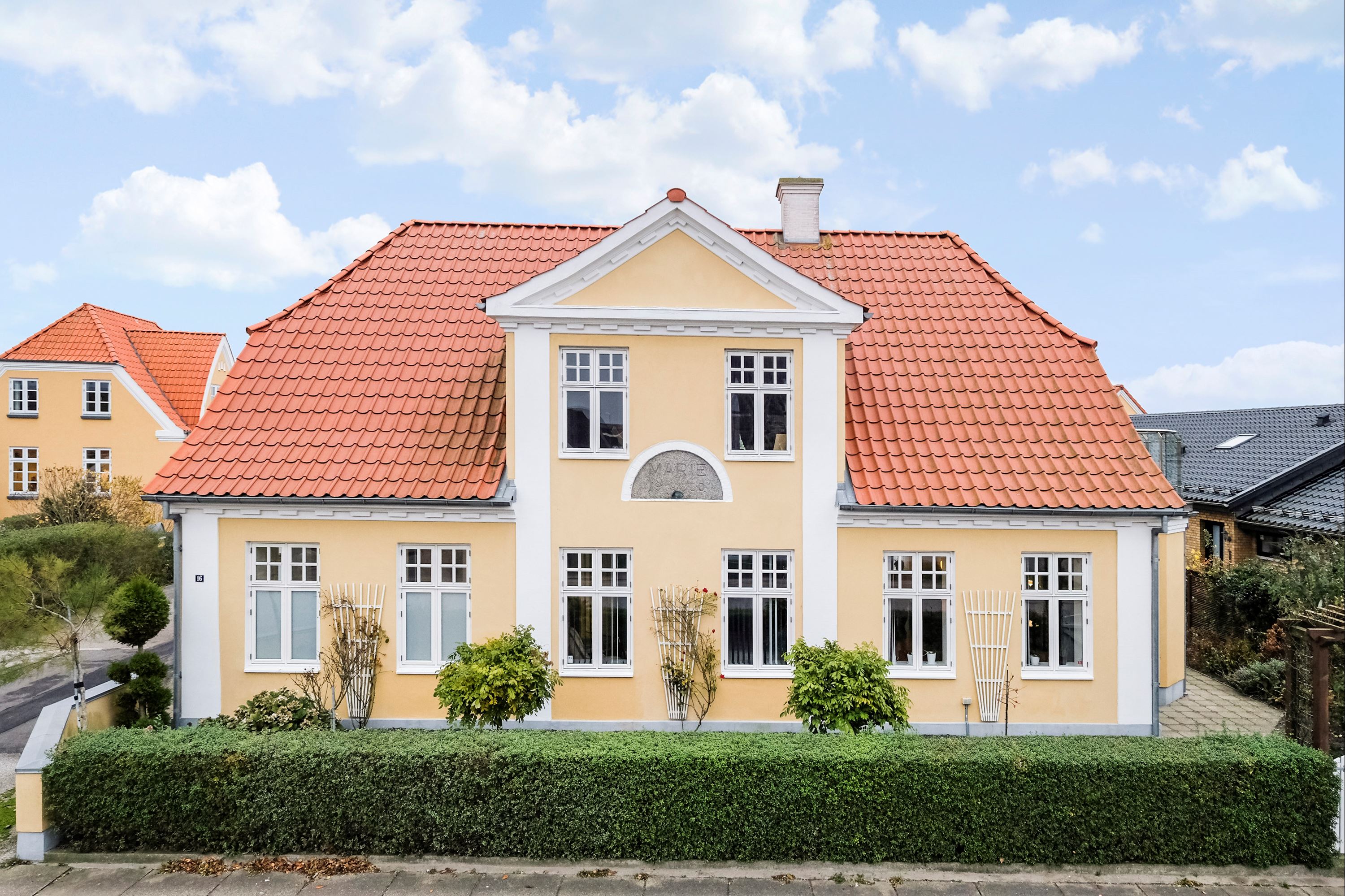 Villa på Østergade 16 9370 Hals.