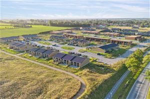 Деловен простор, 7642 m²