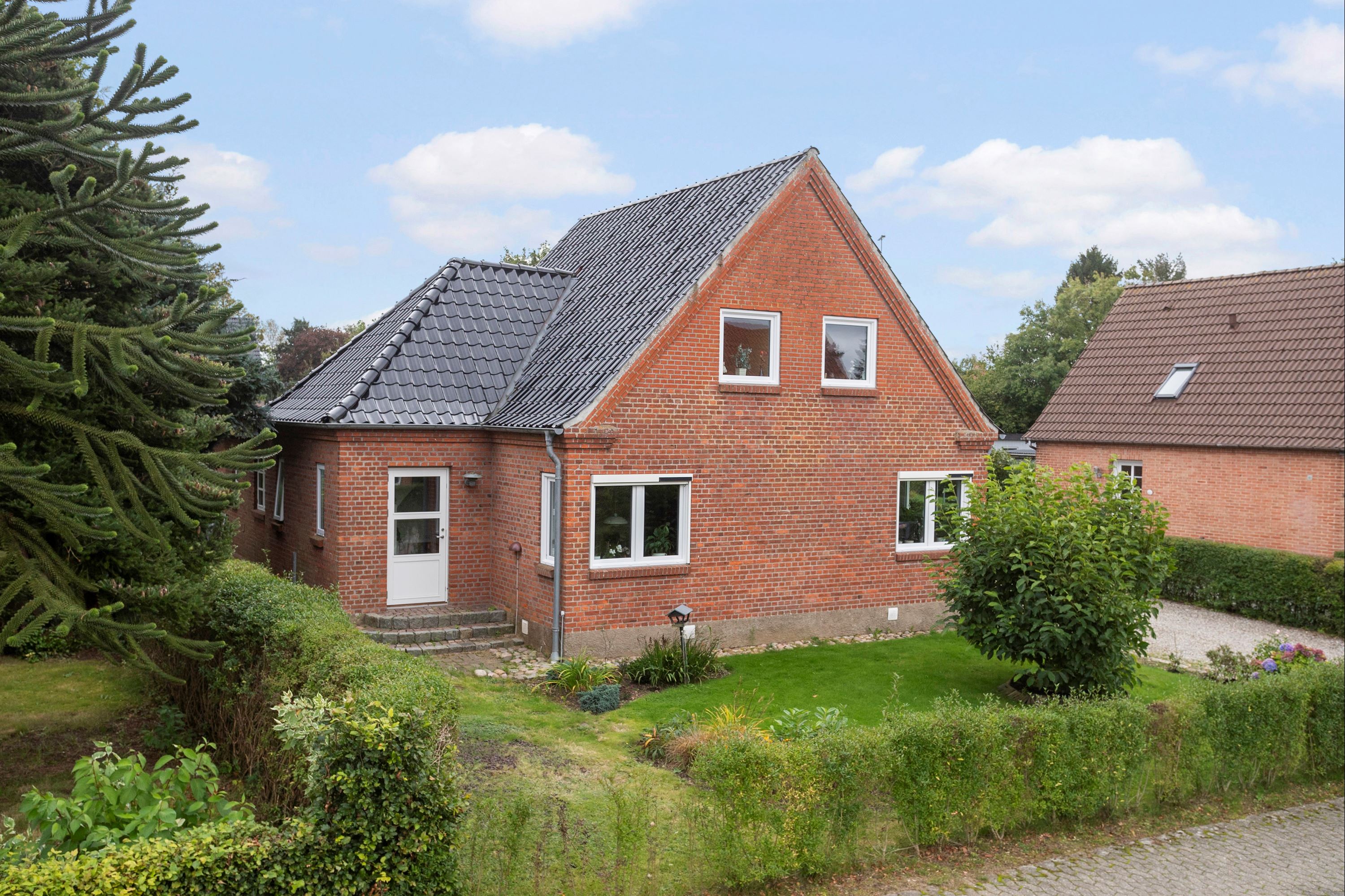 Villa på Vesterled 22 6510 Gram.