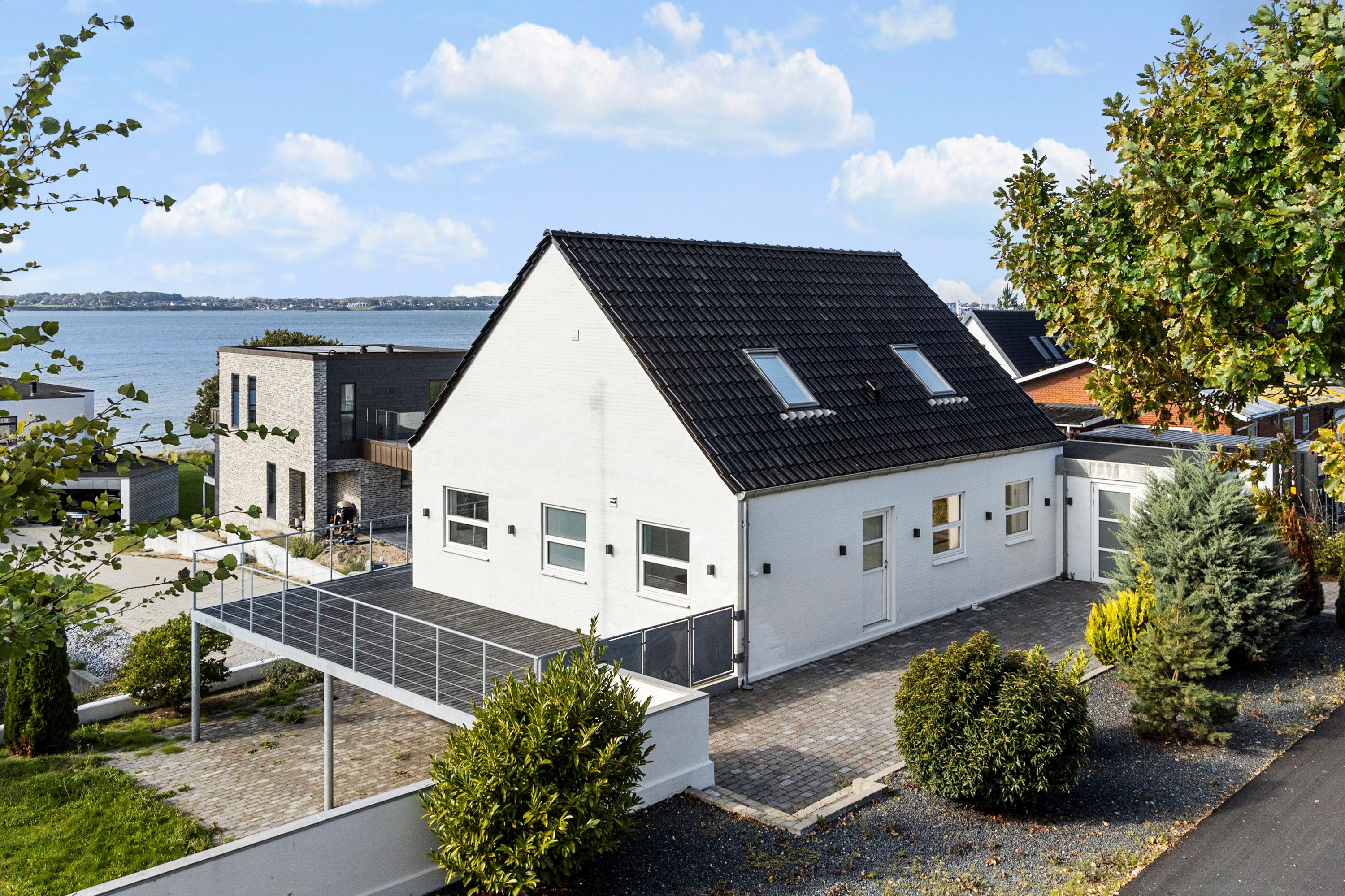 Villa på Strandvejen 169 5500 Middelfart.