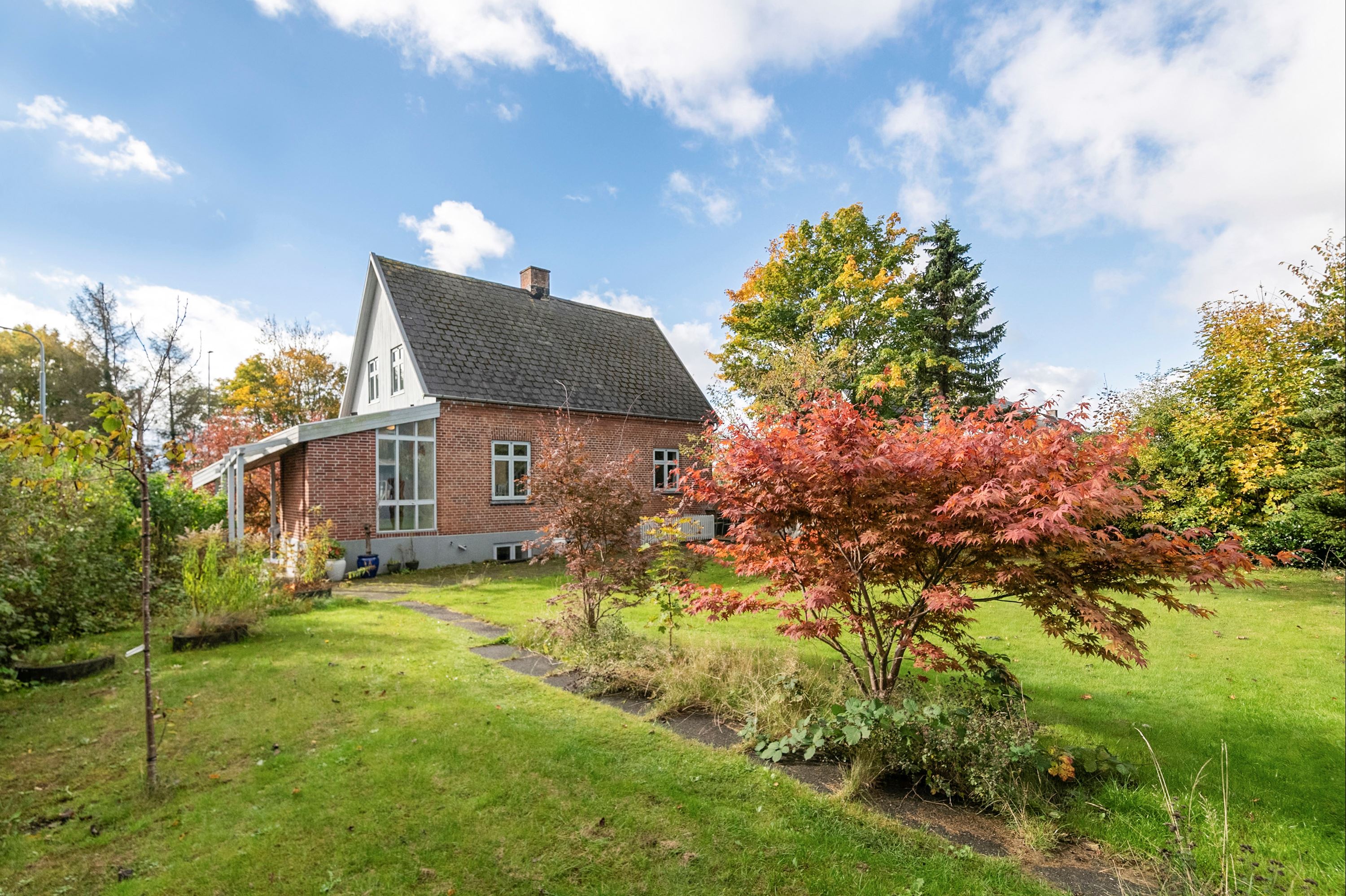 House, 138 m², land 997 m²