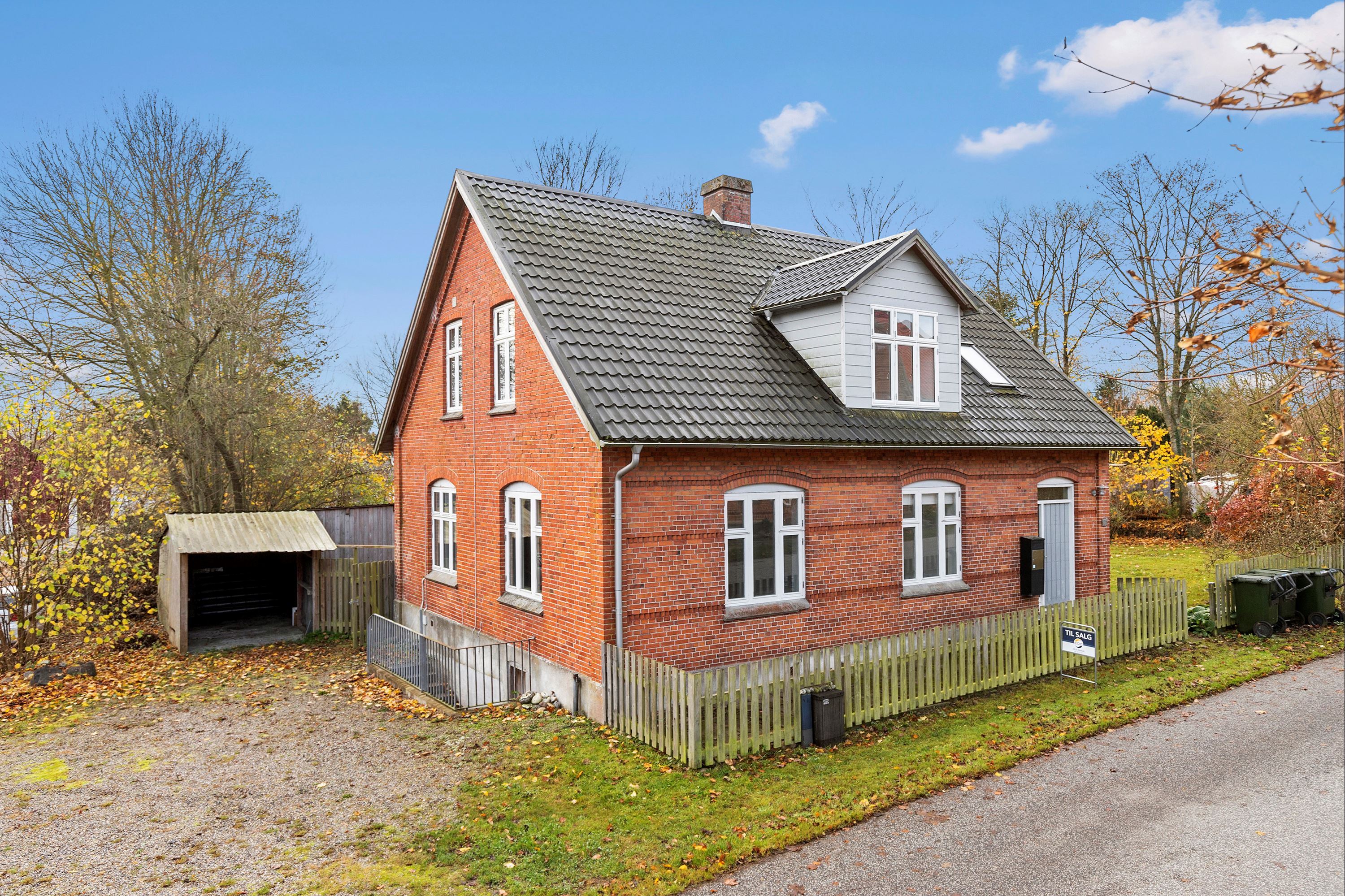 Villa på Rosmus Bygade 16 8444 Balle.