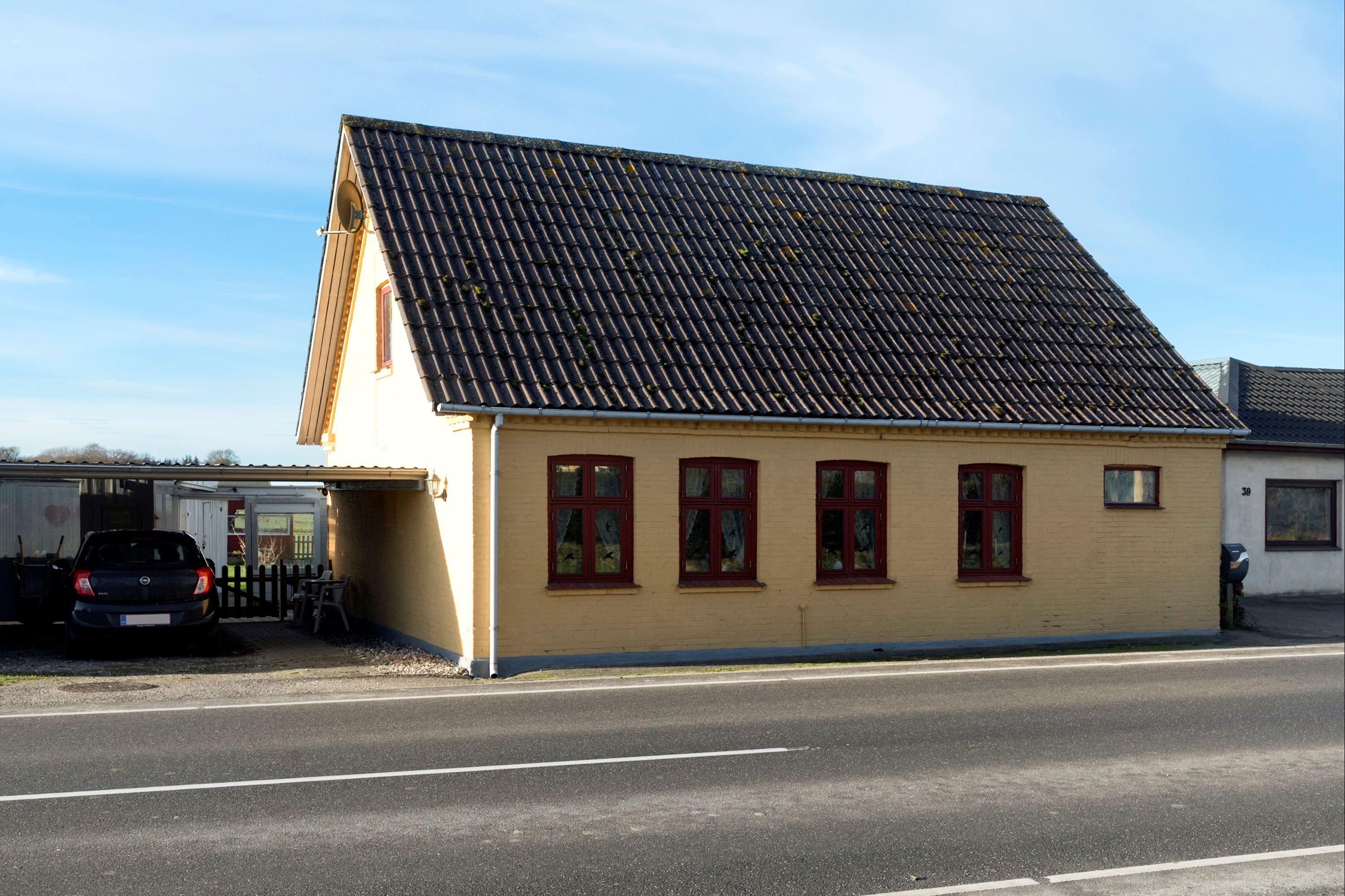 Villa på Vesterborgvej 37 4953.