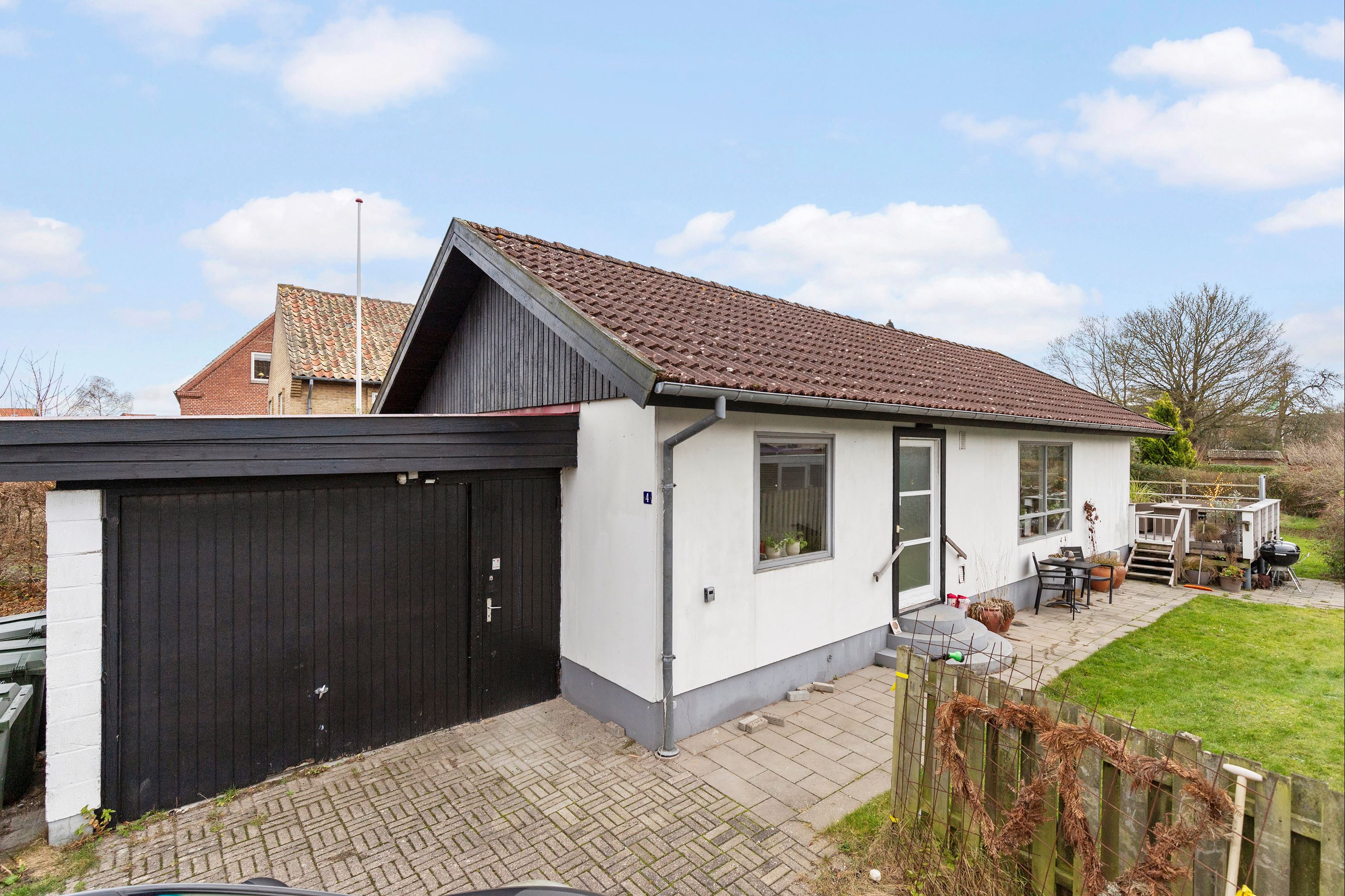 Villa på Sønder Allé 4 8500 Grenaa.