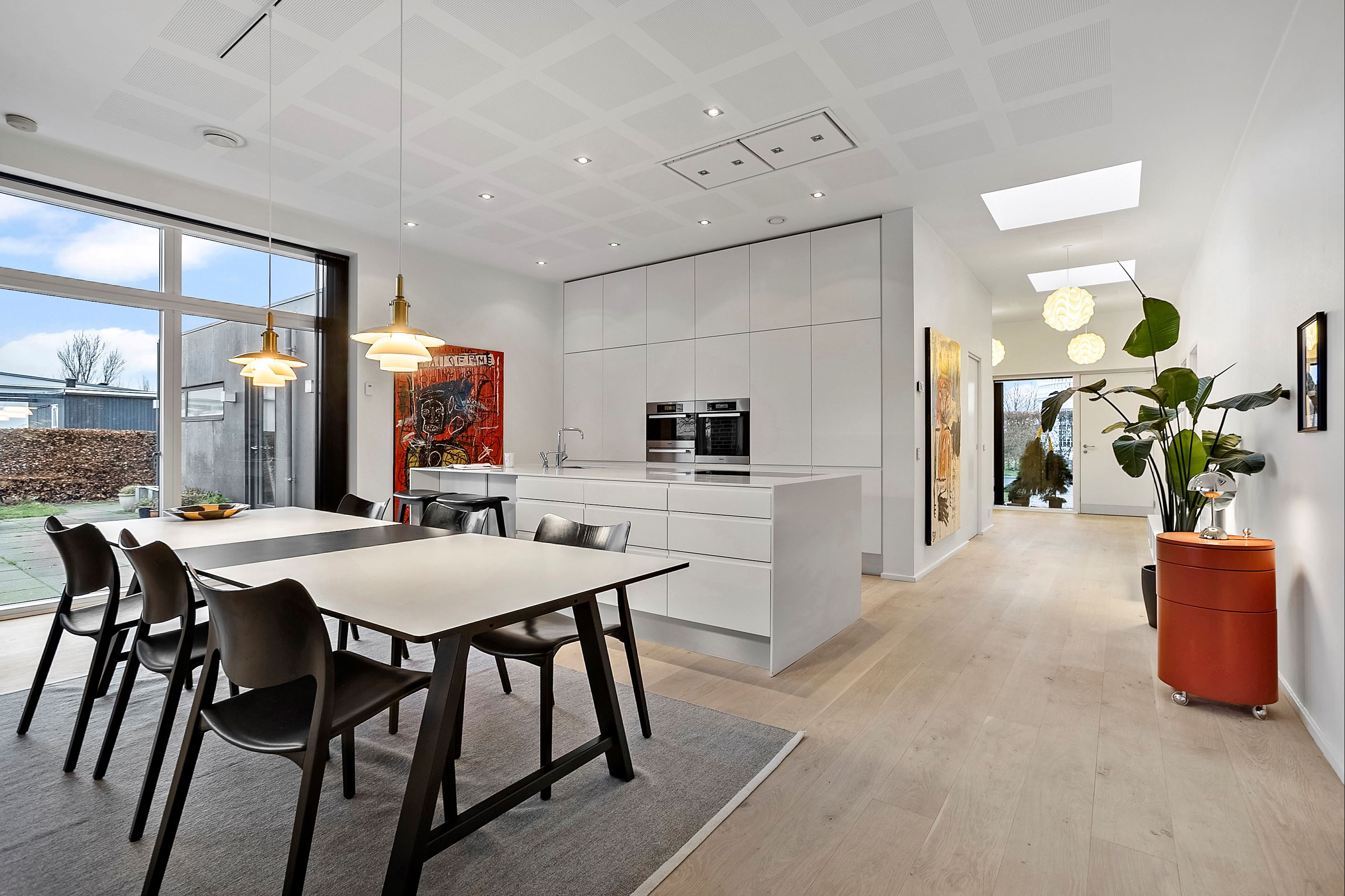 House, 180 m², land 786 m²