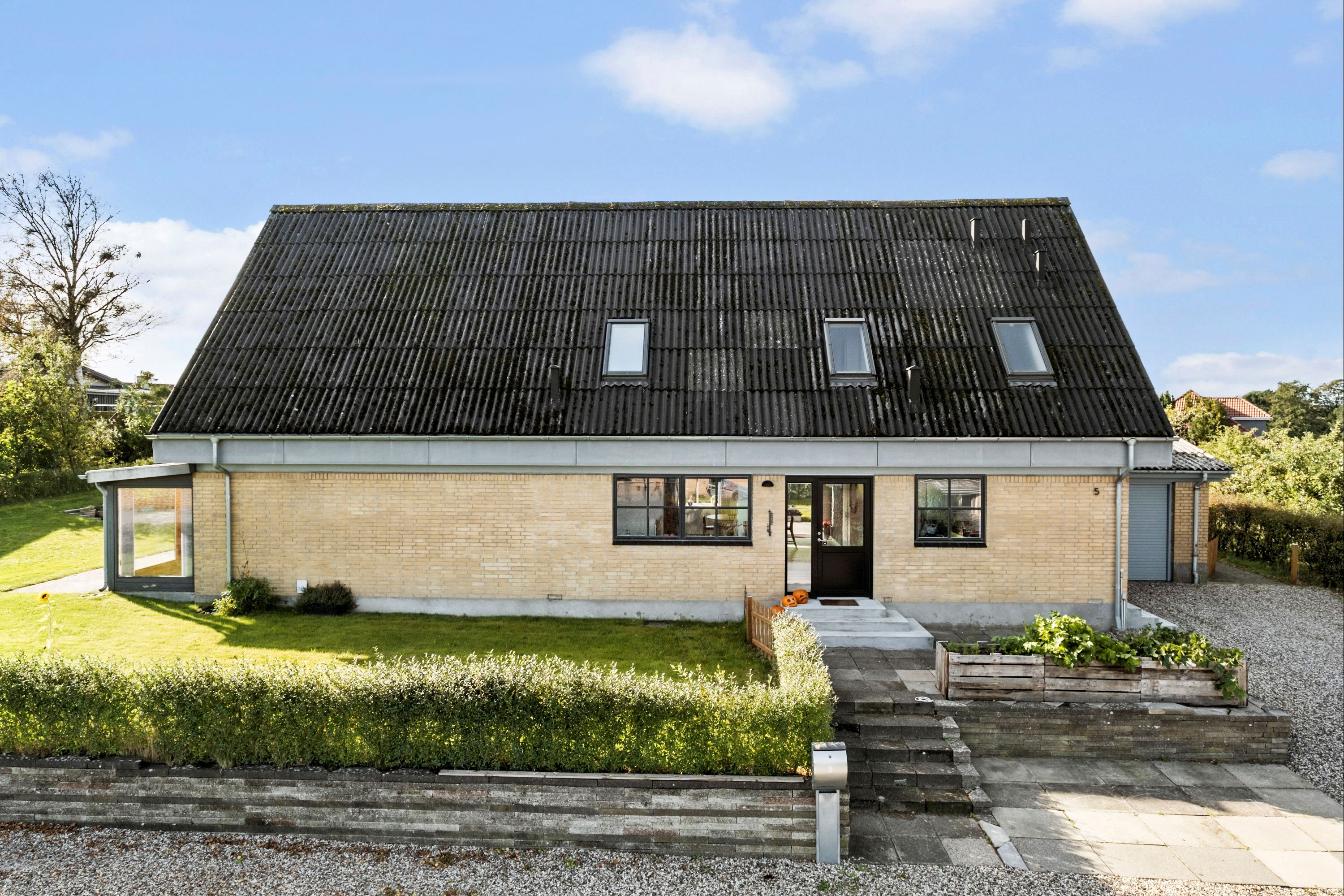 Villa på Søndermarken 5 9575 Terndrup.