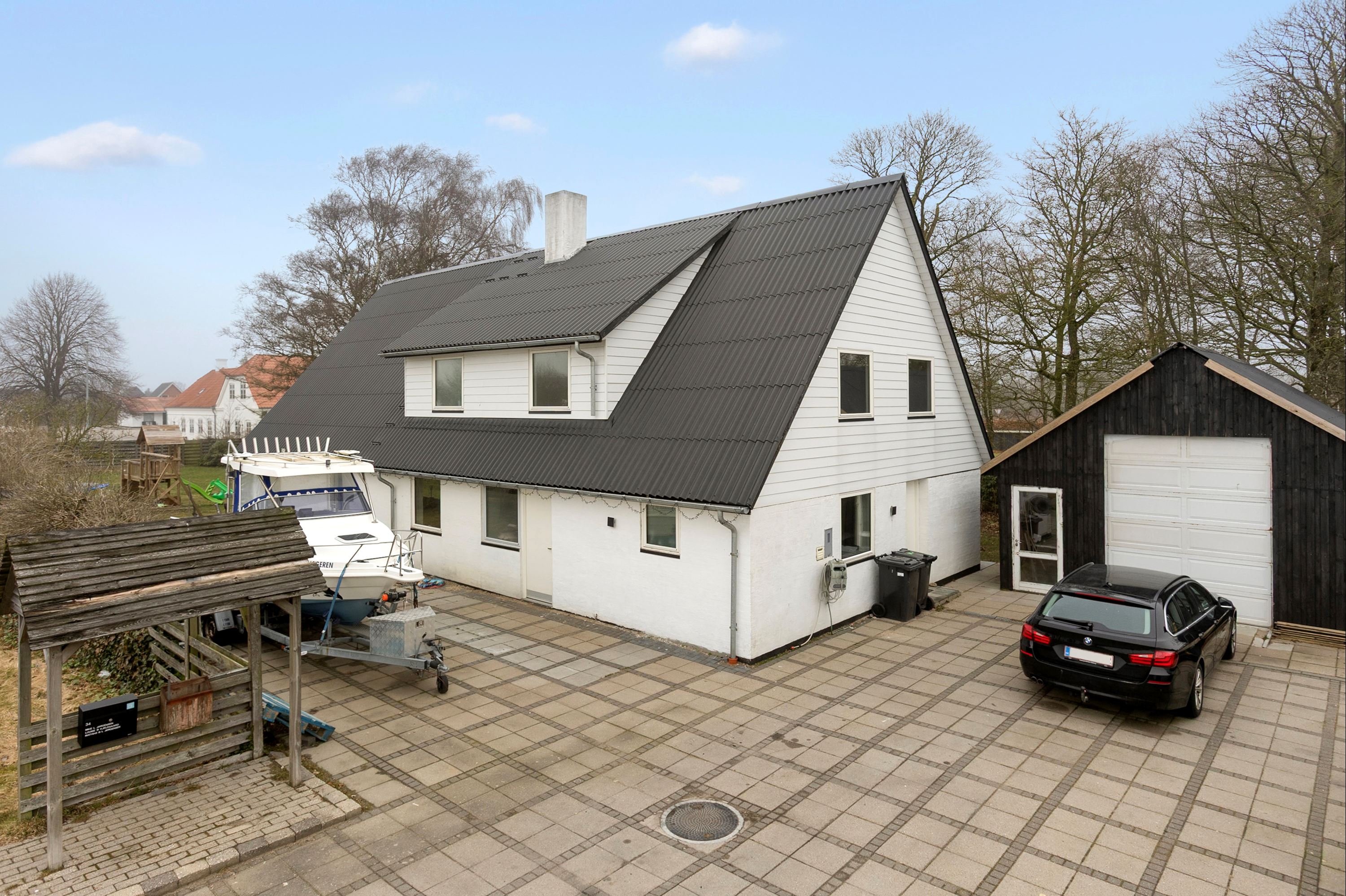 Villa på Tylstrupvej 34 9382.