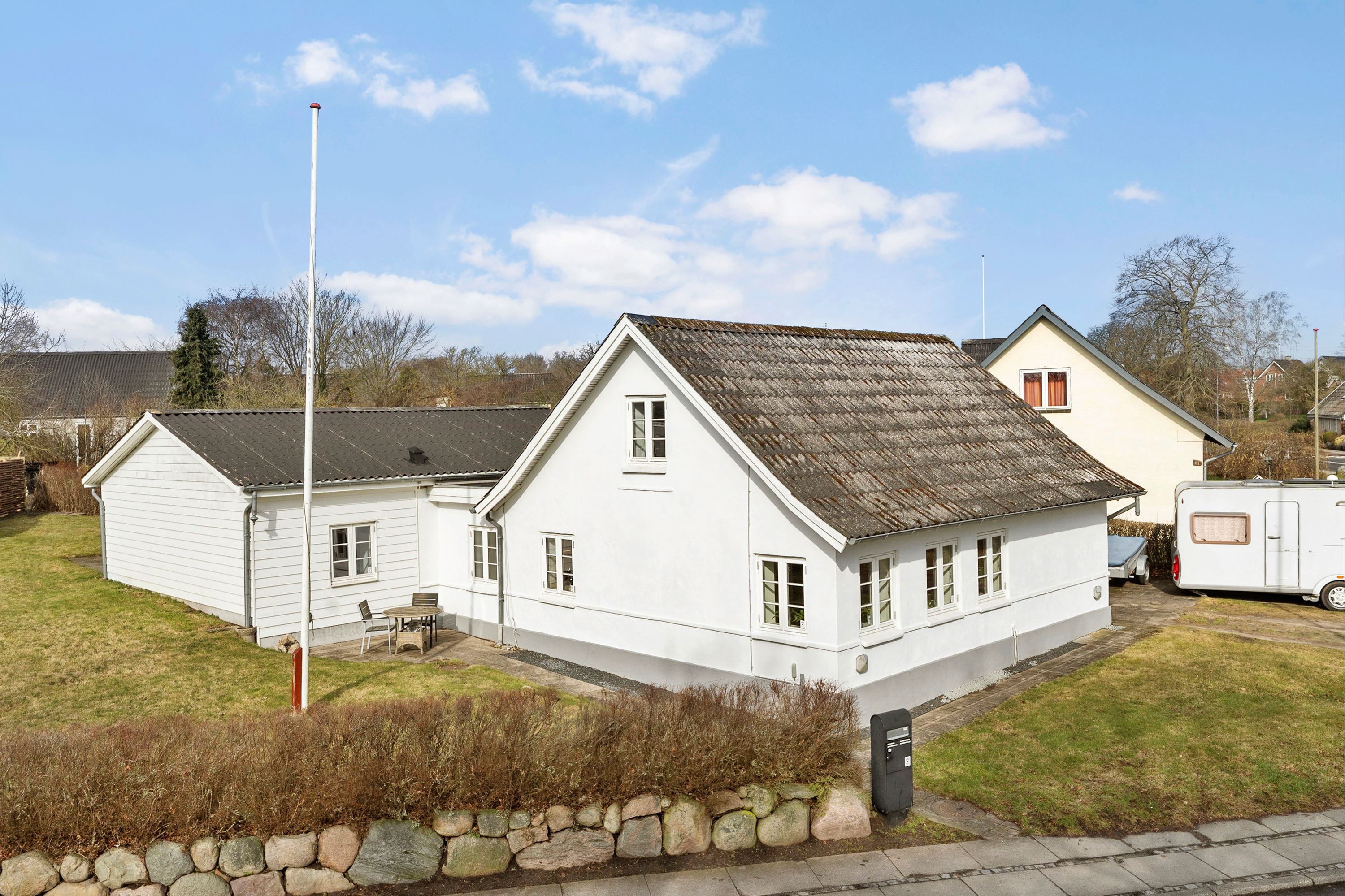 House, 152 m², land 616 m²