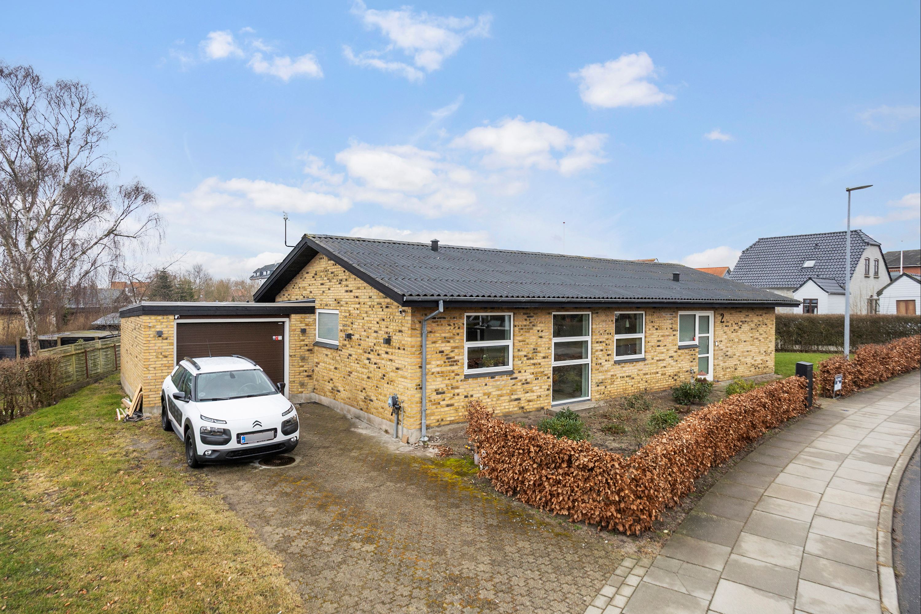 Villa på Lisborgvej 2 9900 Frederikshavn.
