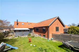 Villa til salg hos EDC Poul Erik Bech Sundbyvester Plads, billede 1 af 1