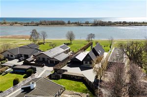 Villa til salg hos EDC Poul Erik Bech Vallensbæk Strand og Brøndby Strand