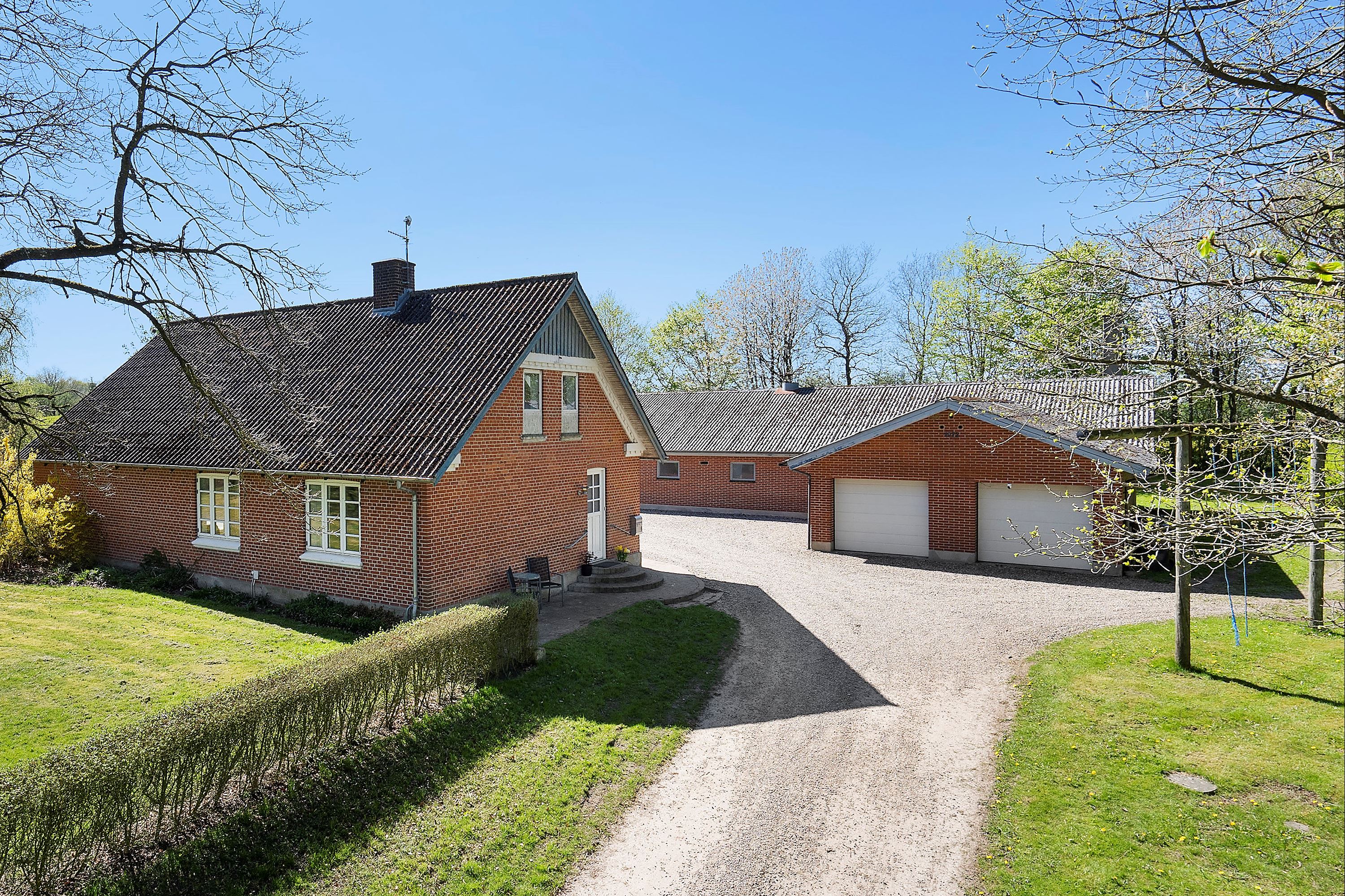 Landejendom på Revl Mosevej 6 8620 Kjellerup.