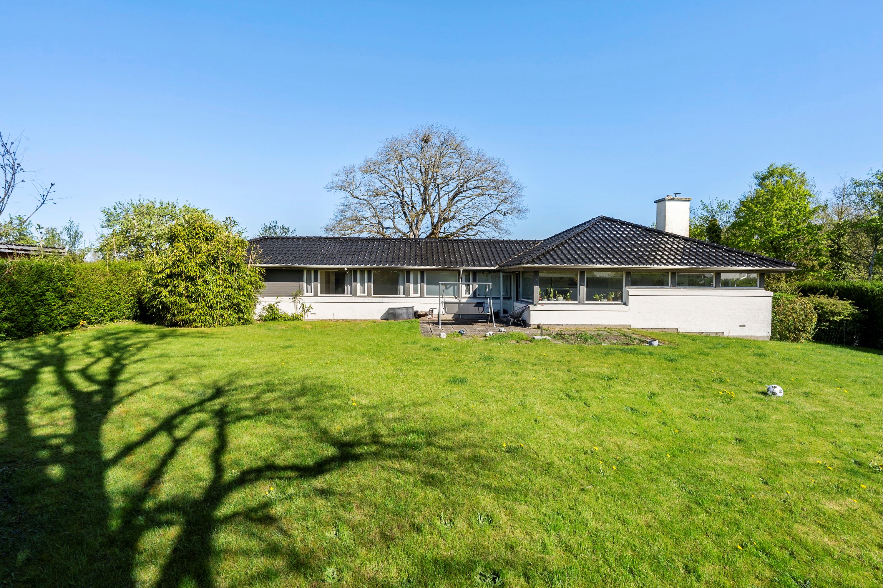 Villa på Mølkæret 113 5330 Munkebo.