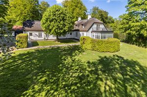 Villa til salg hos EDC Lars Zola-Honoré