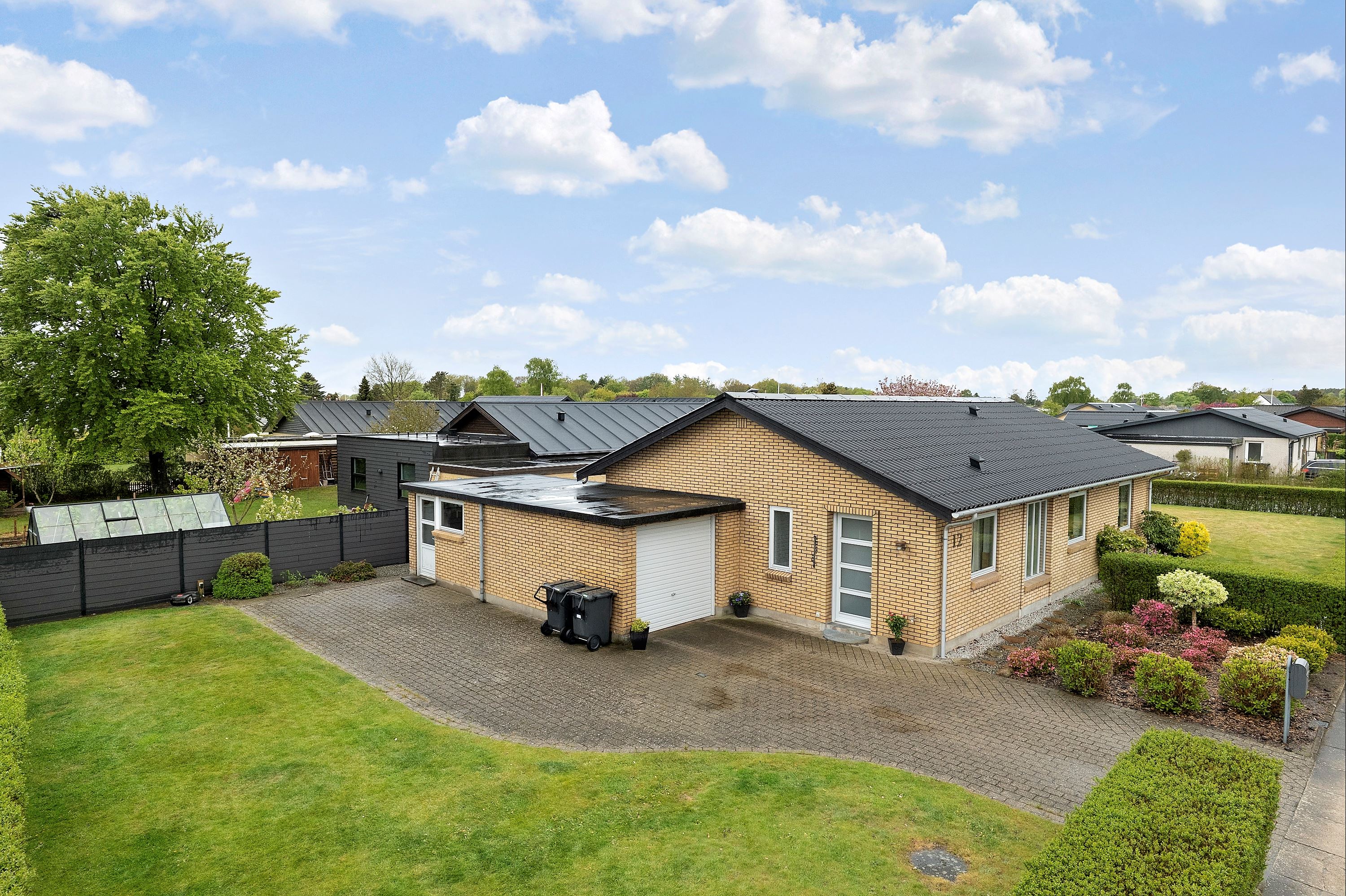 Villa på Anne Marie Vej 12 9320 Hjallerup.