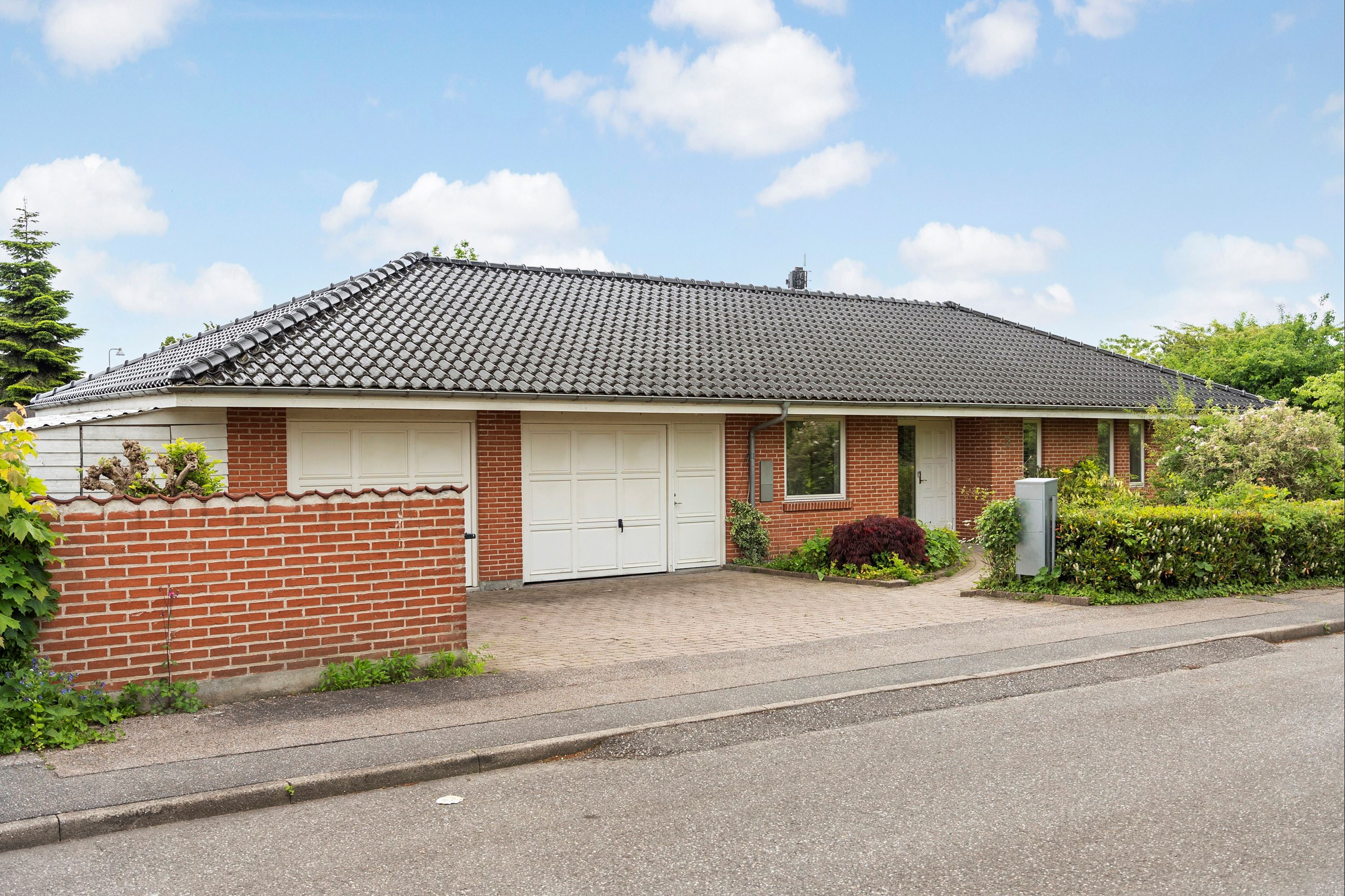 Villa på Dahlsvej 3 4600 Køge.