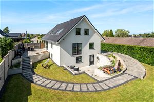 Villa til salg hos EDC Poul Erik Bech
