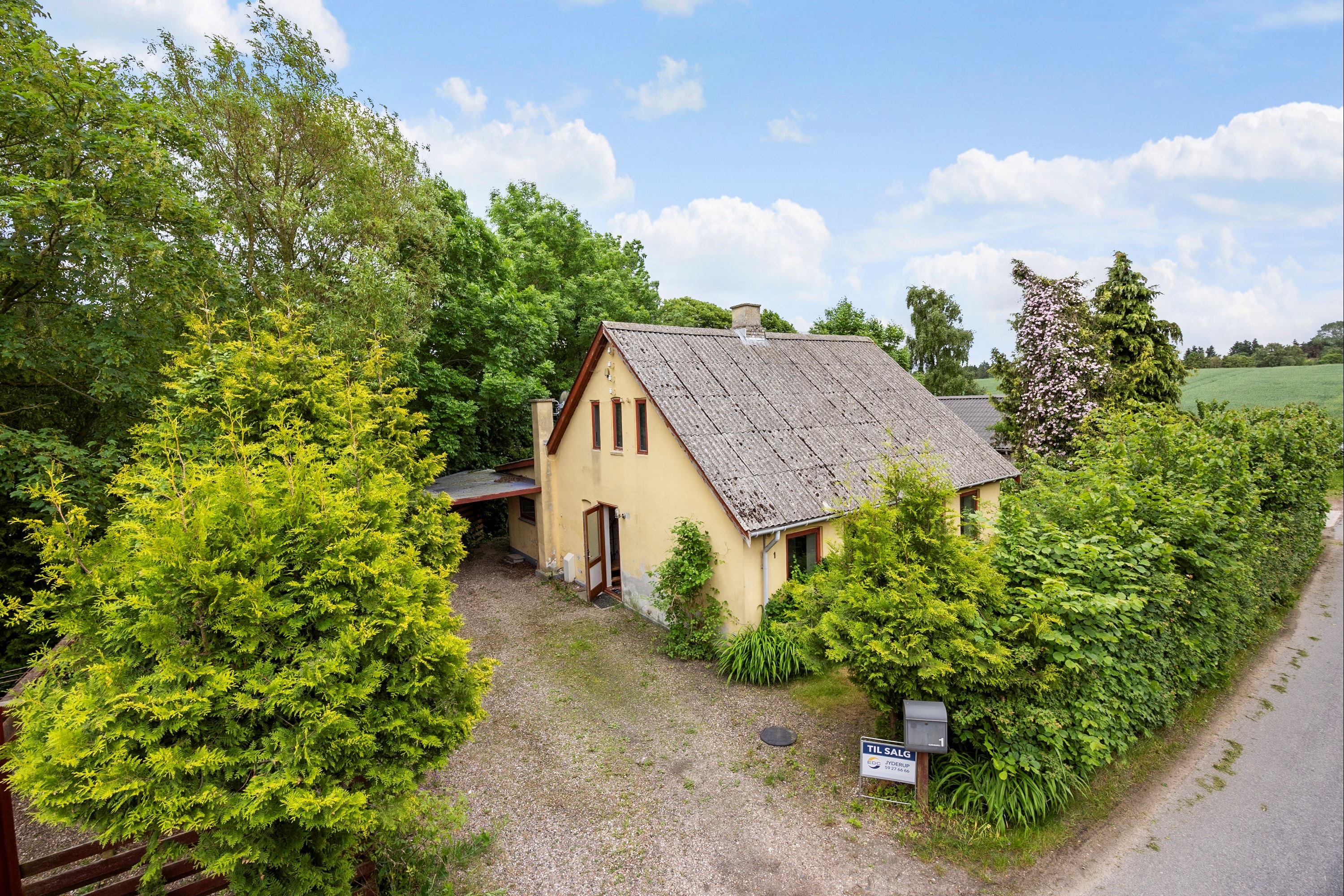 Villa på Gunhøjvej 1 4591 Føllenslev.