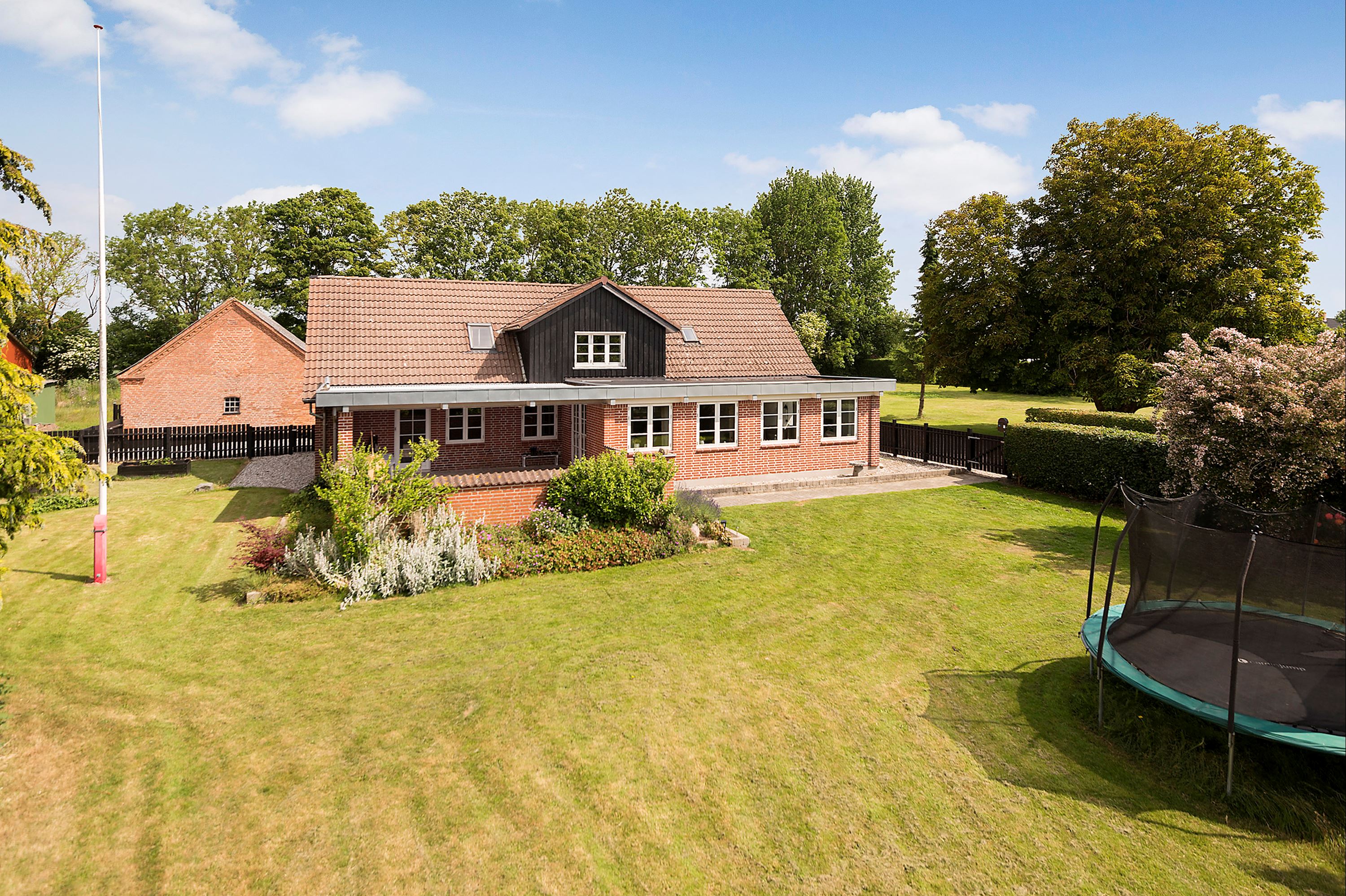 Villa på Strandvejen 32 8300 Odder.