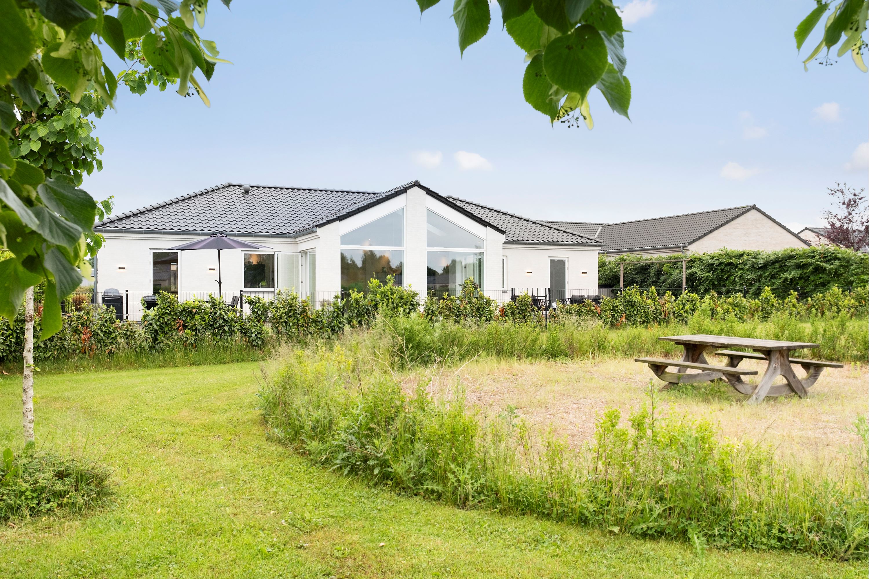 Shtëpi, 187 m², tokë 705 m²