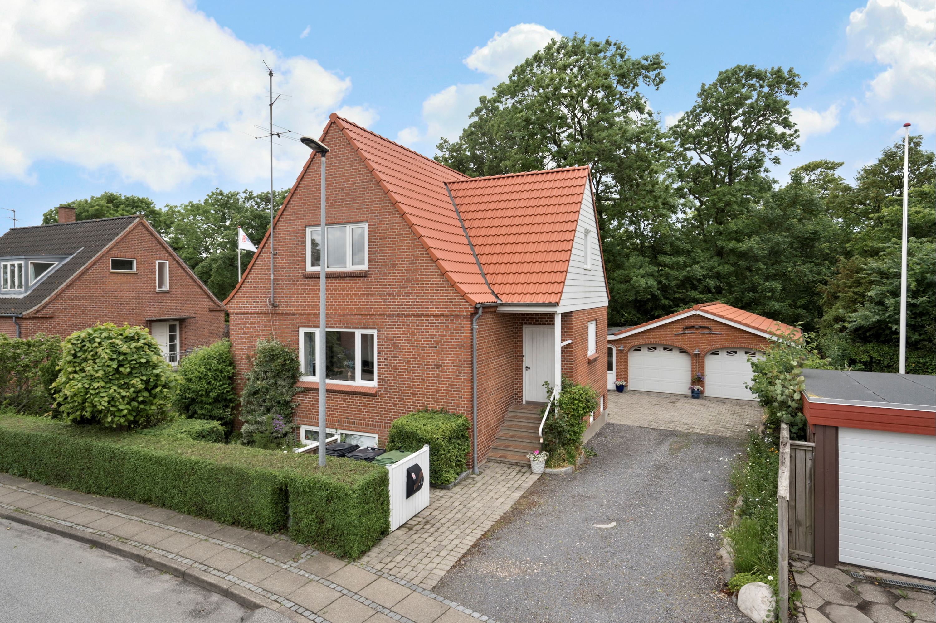 Villa på Lindevej 10 7620 Lemvig.