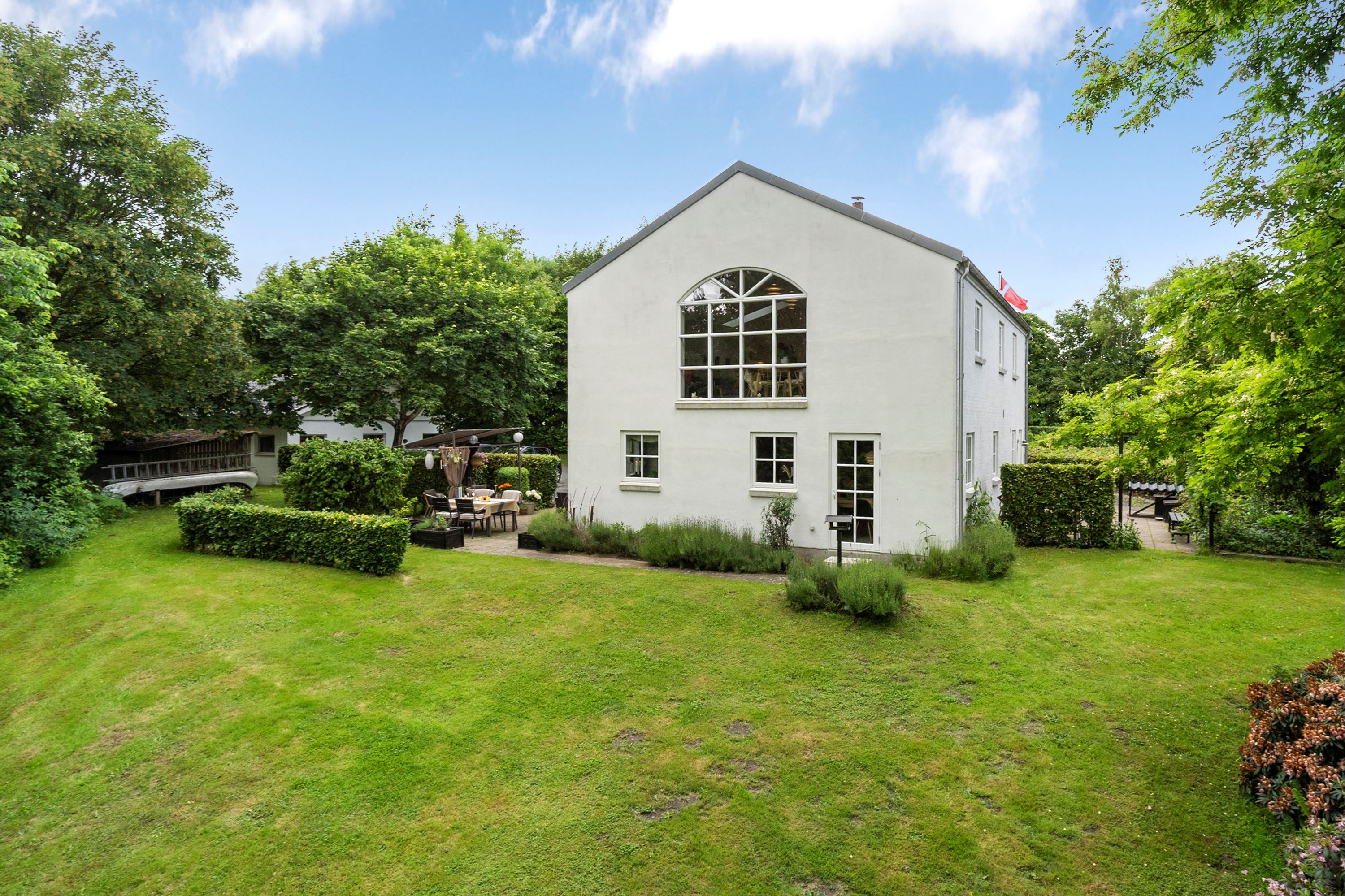 Villa på Røverhøjvej 10 8840 Rødkærsbro.