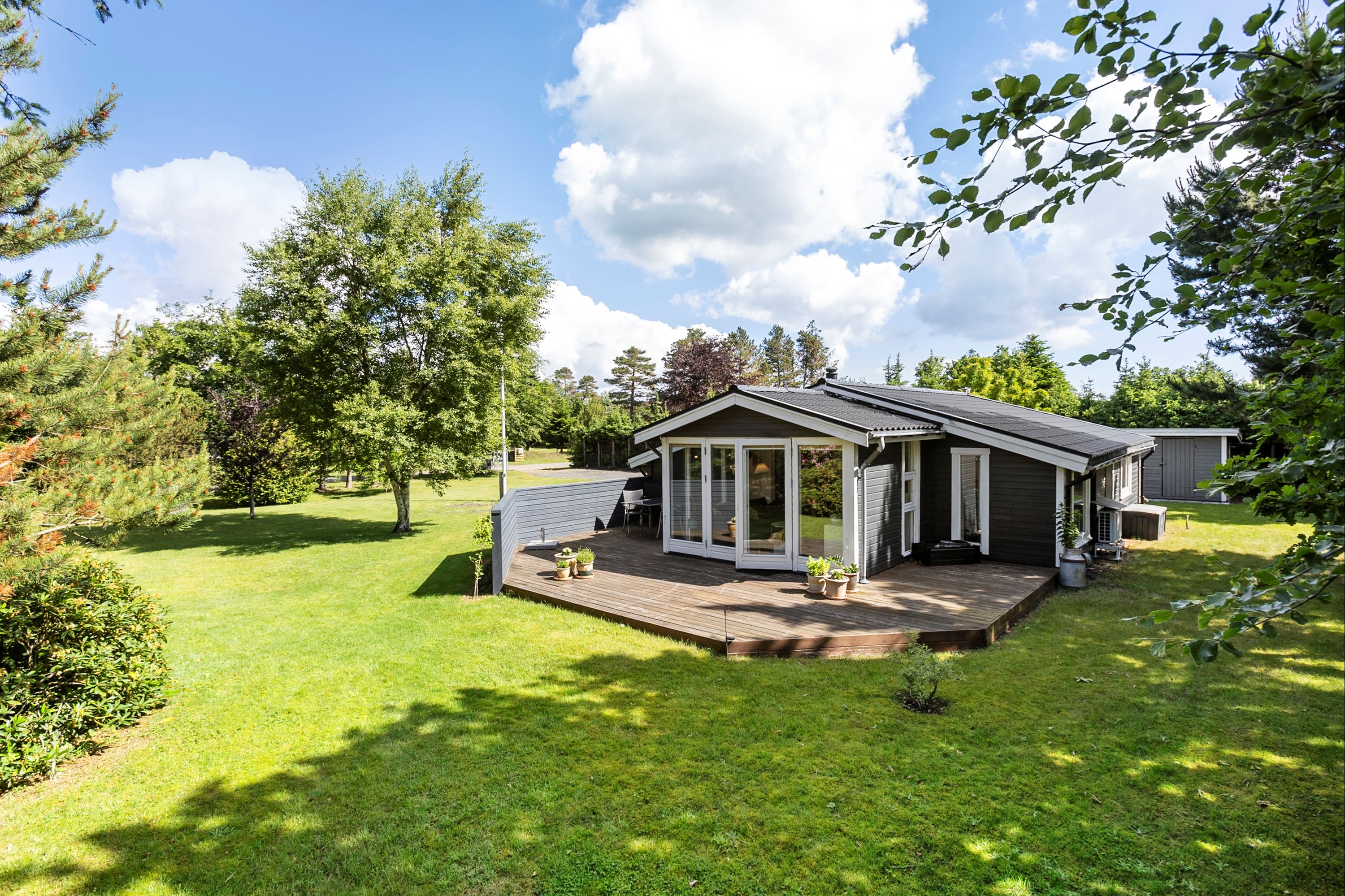 Fritidshus på Jupitervej 2 9370 Hals.