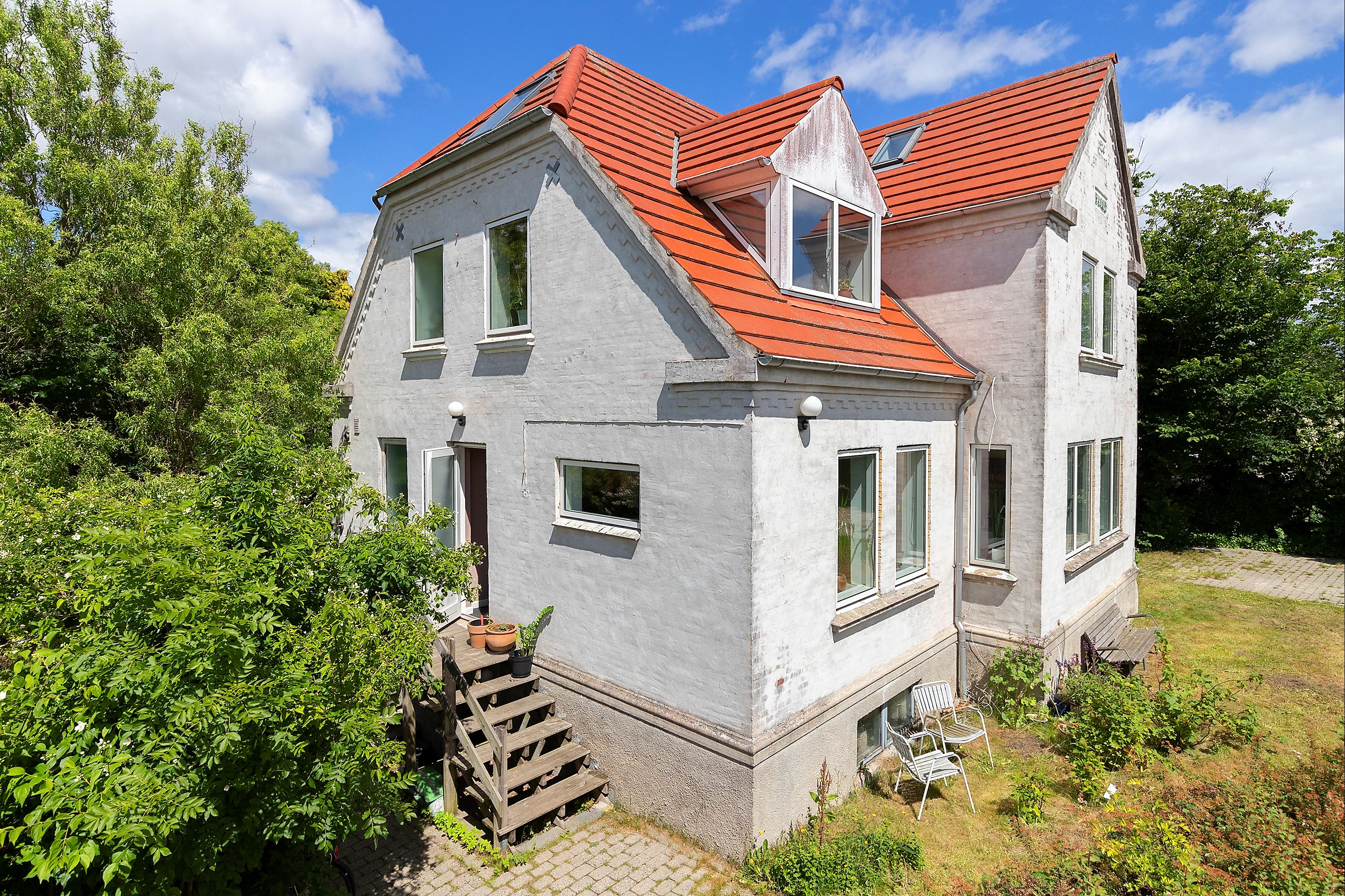 Villalejlighed på Holmegårdsvej 81A 8270 Højbjerg.