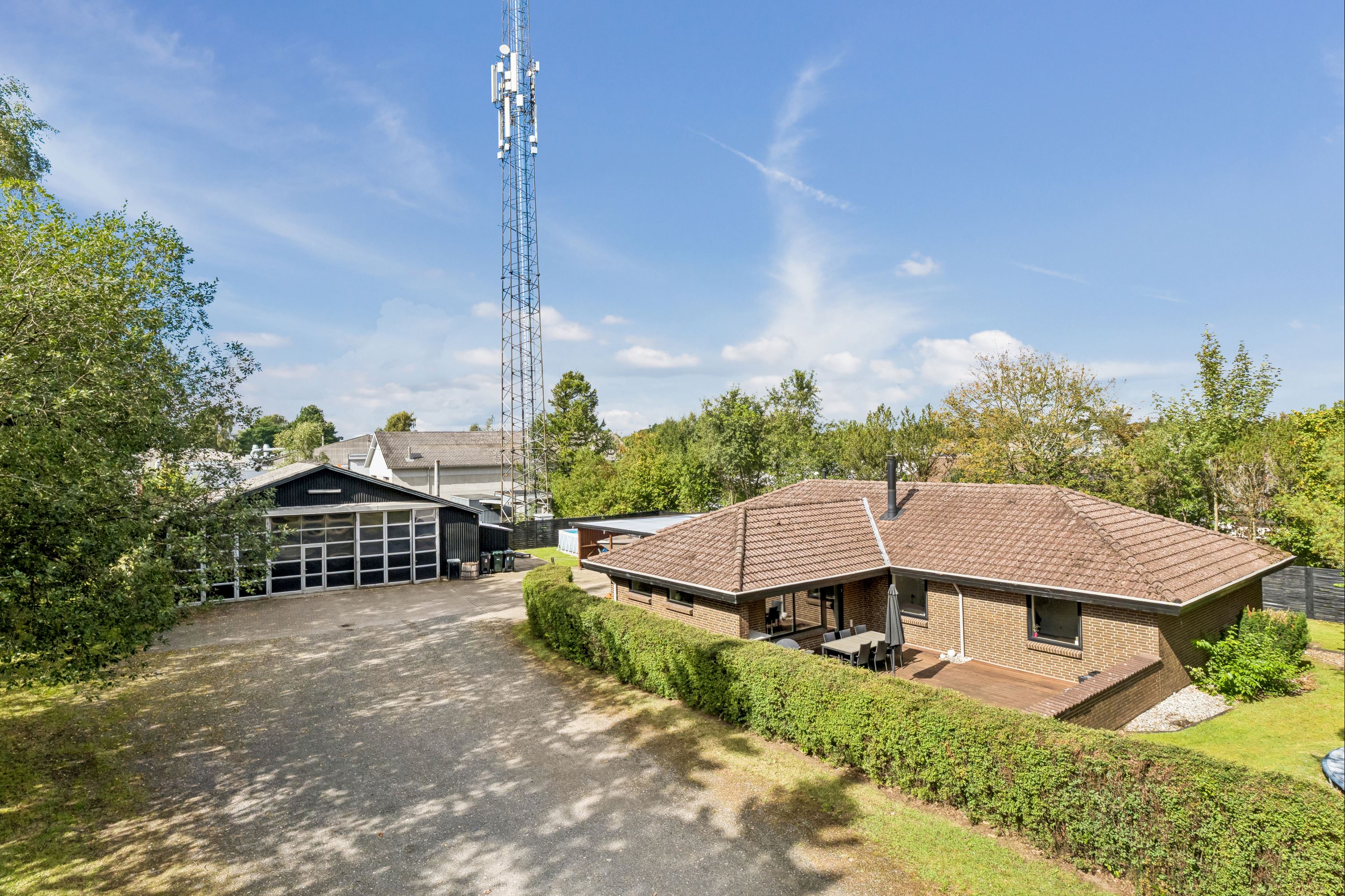 Shtëpi, 172 m², tokë 2312 m²