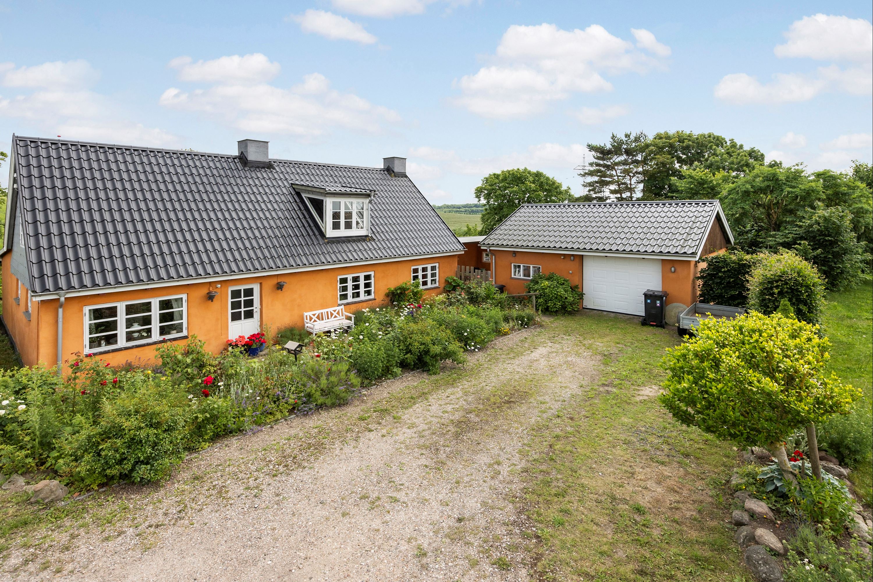 Villa på Løgtvedvej 6 4450 Jyderup.