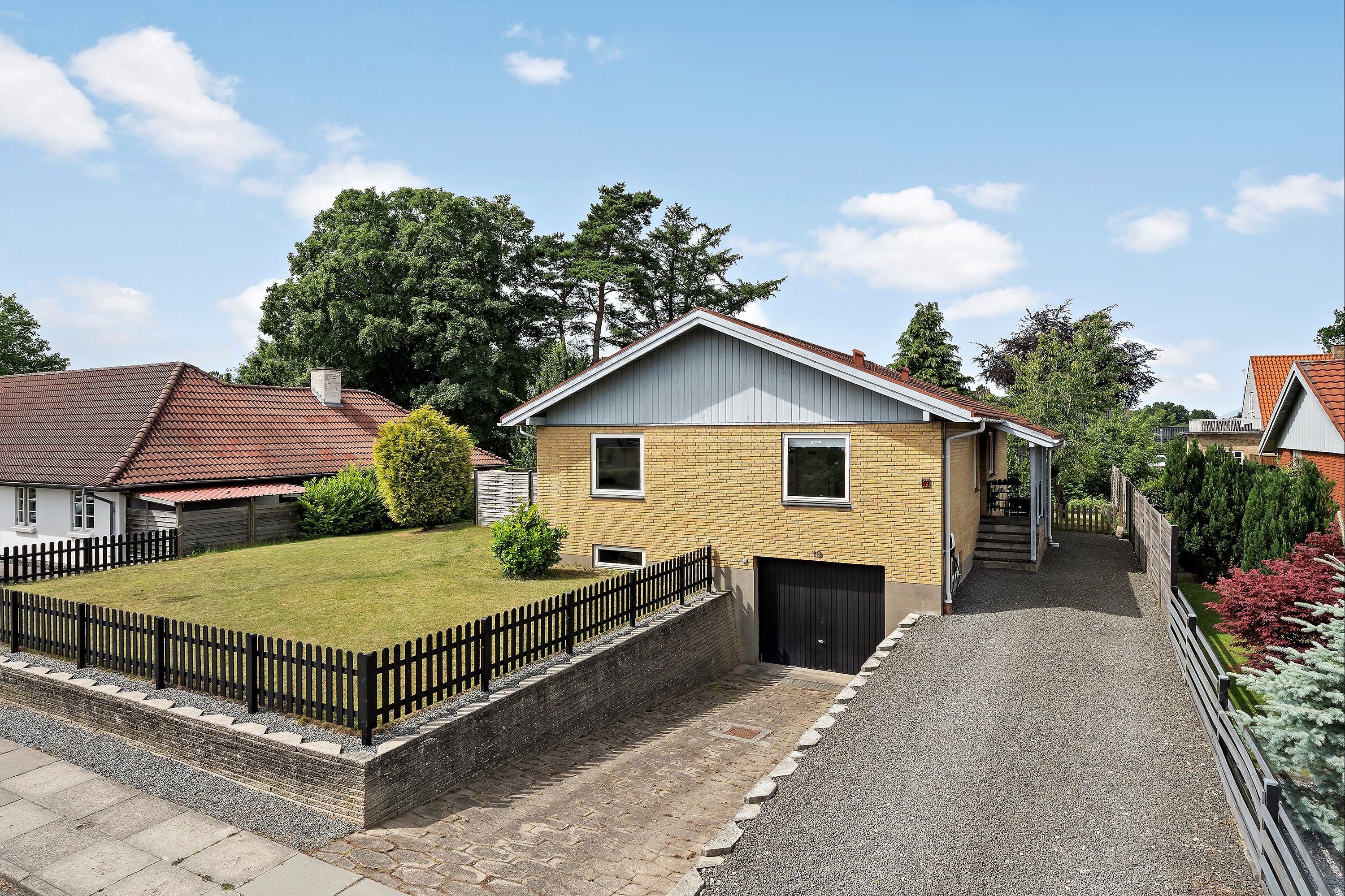 Villa på Billeshavevej 19 5210 Odense NV.