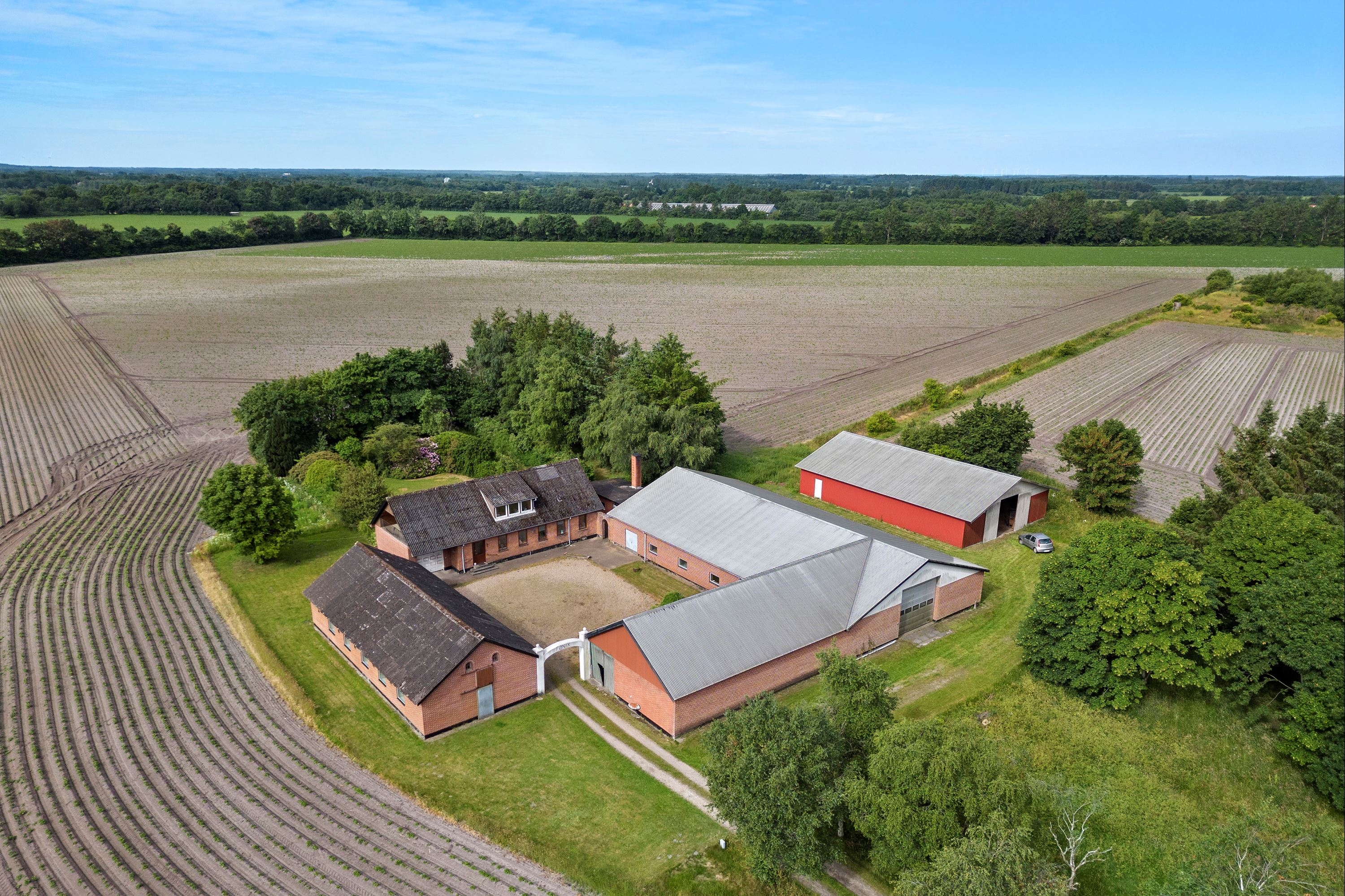 Landejendom på Ilderhedevej 2B 7270 Stakroge.