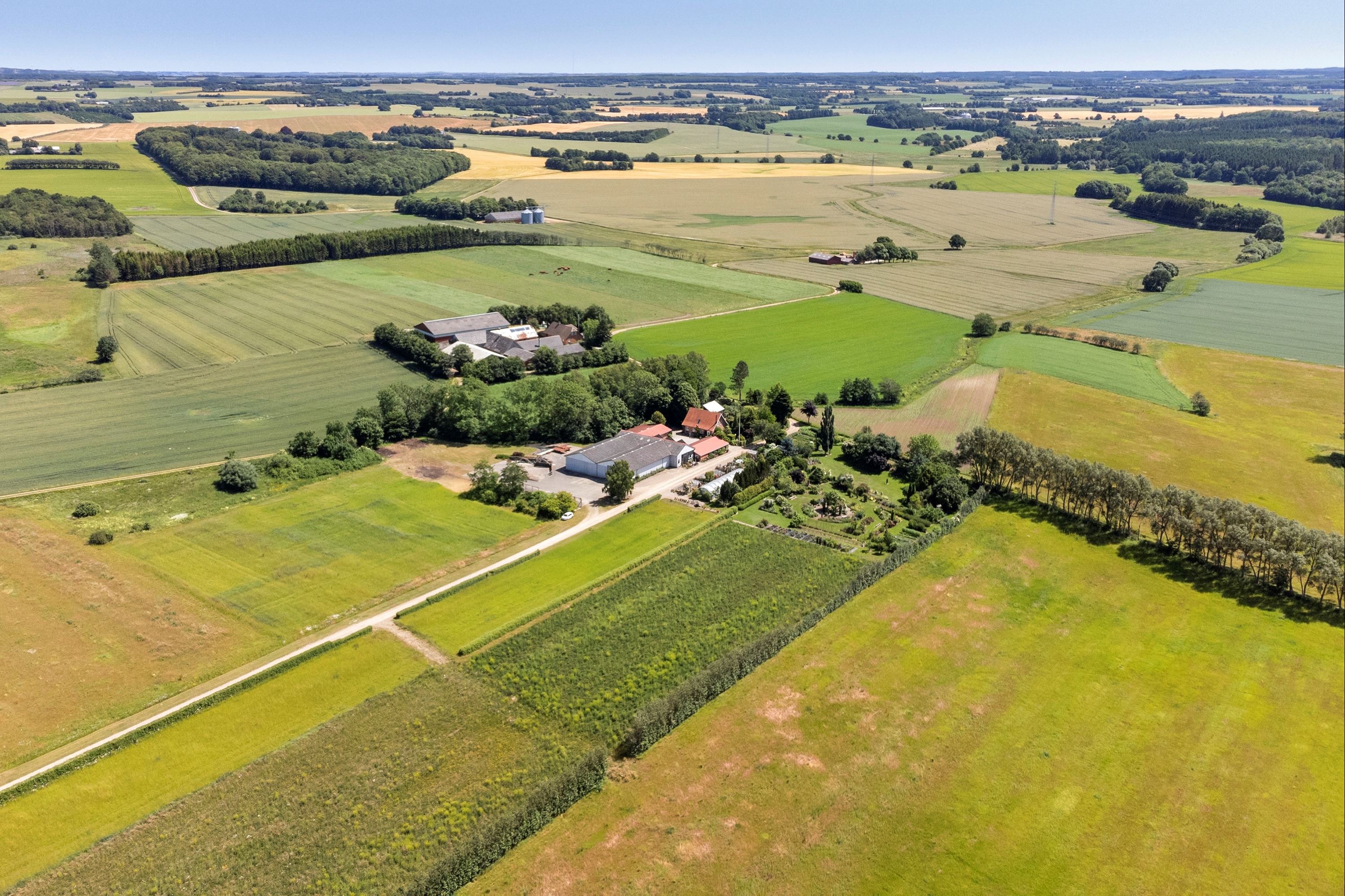 Landejendom på Orholmvej 1 8850 Bjerringbro.